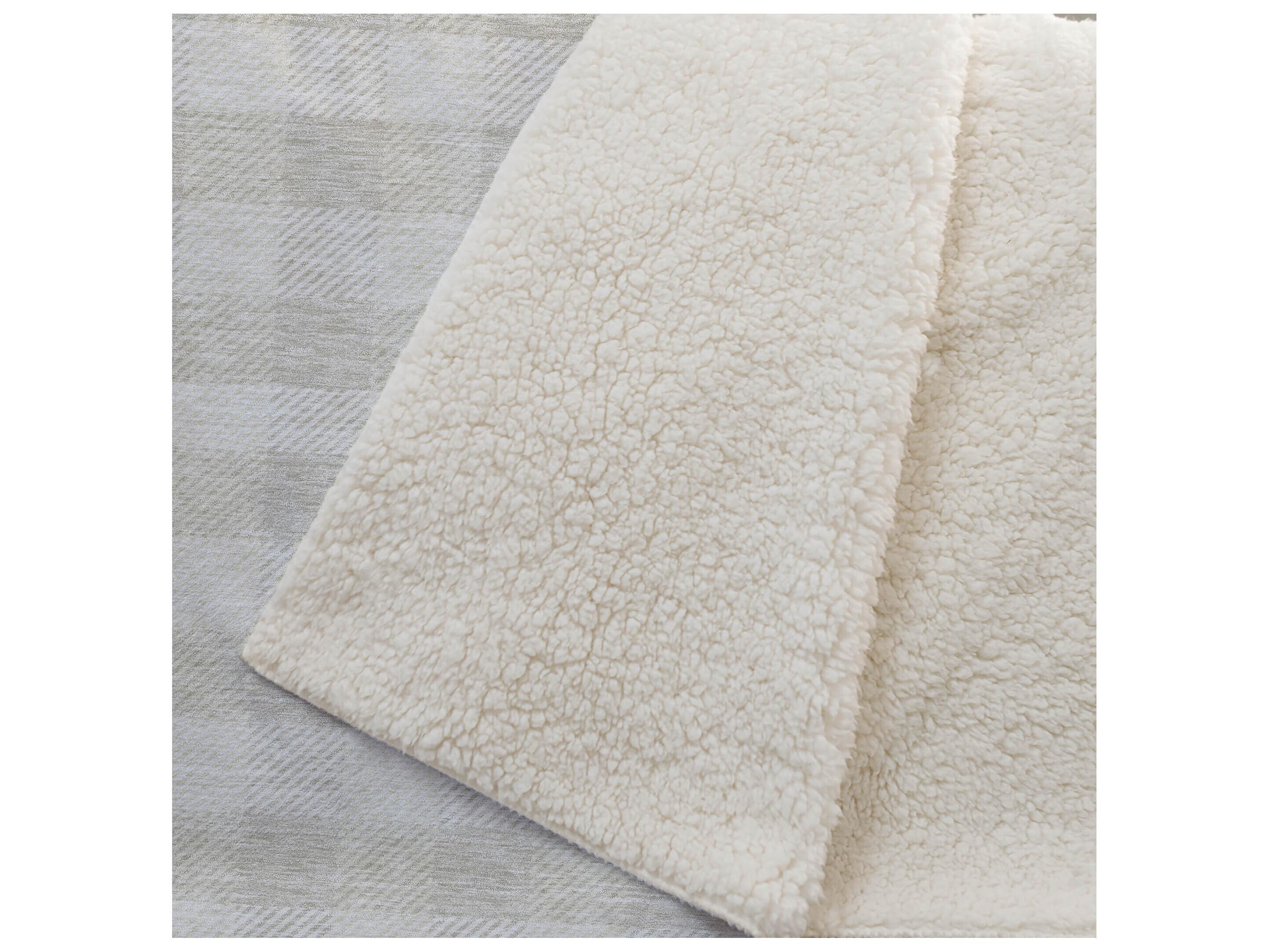 Dalyn Sherpa Ivory Polyester Throw