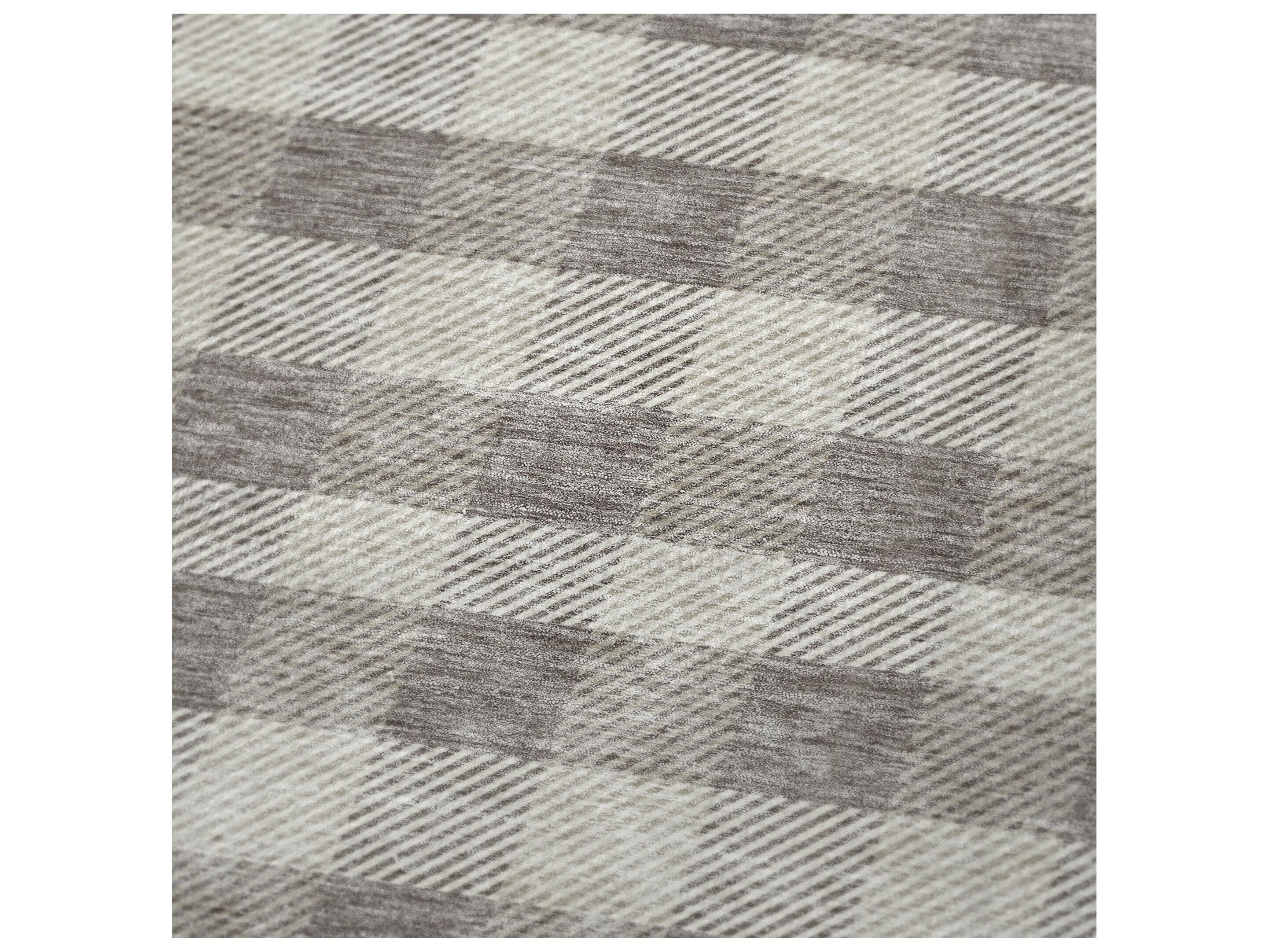 Dalyn Sherpa Brown Polyester Throw