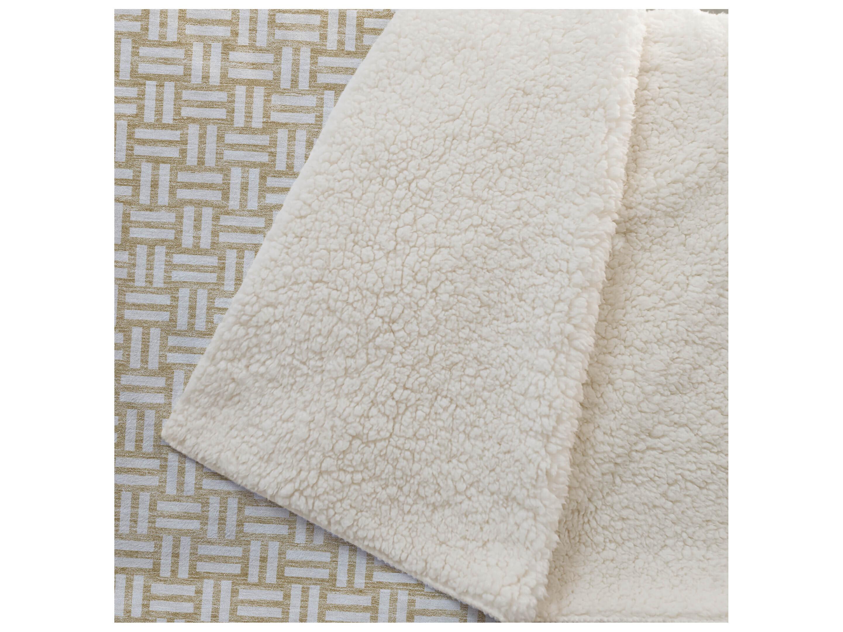 Dalyn Sherpa Gold Polyester Throw