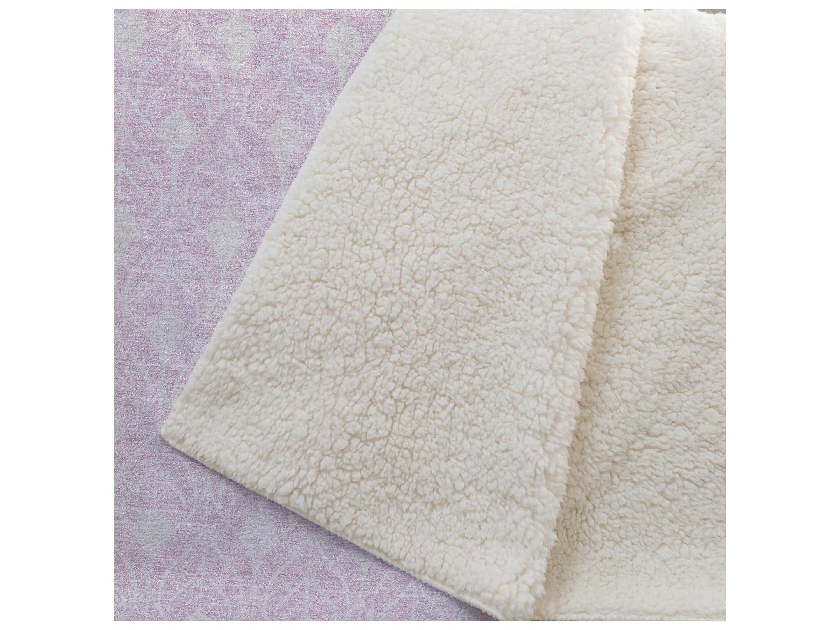 Dalyn Sherpa Pink Polyester Throw