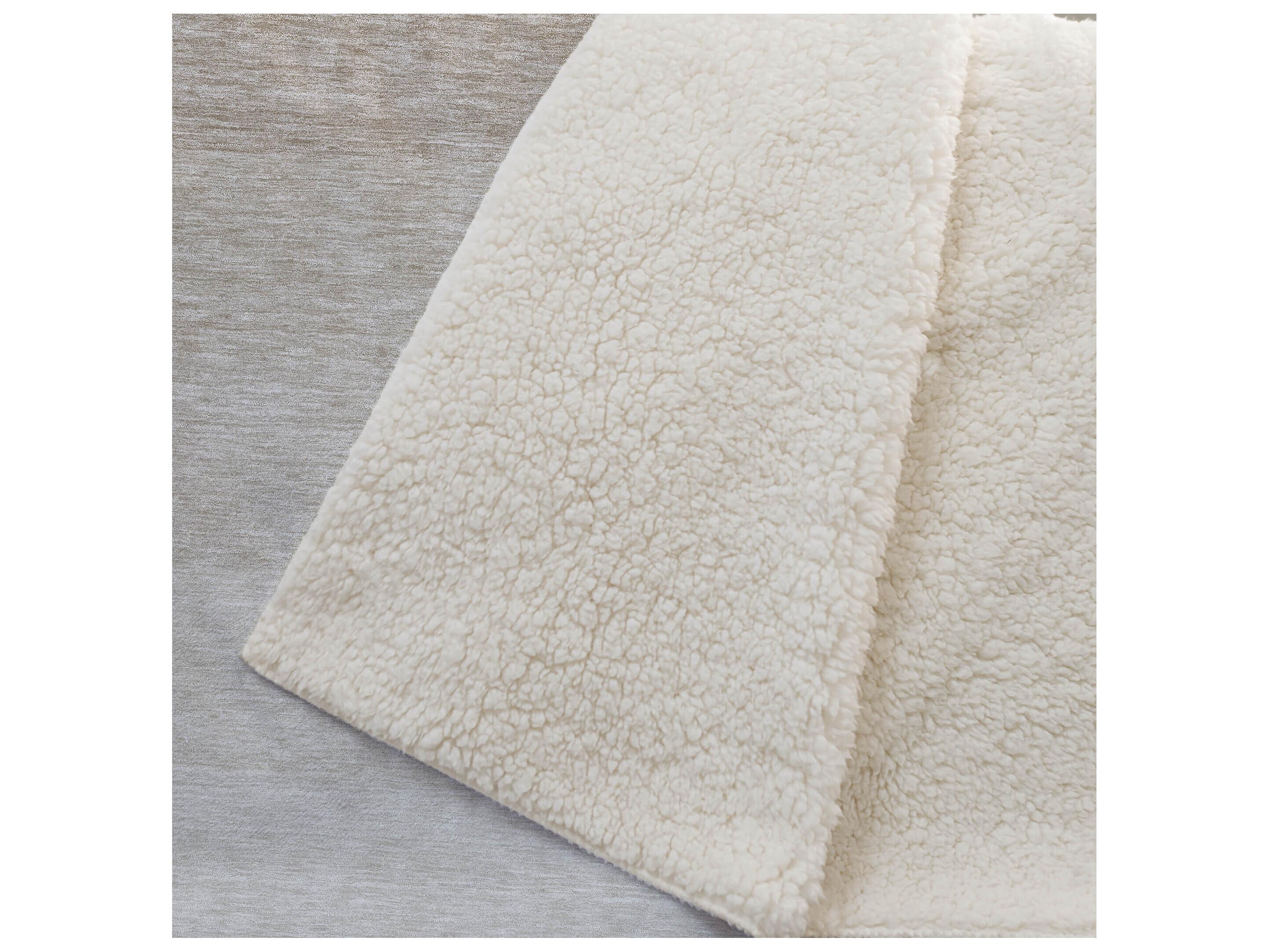 Dalyn Sherpa Brown Polyester Throw