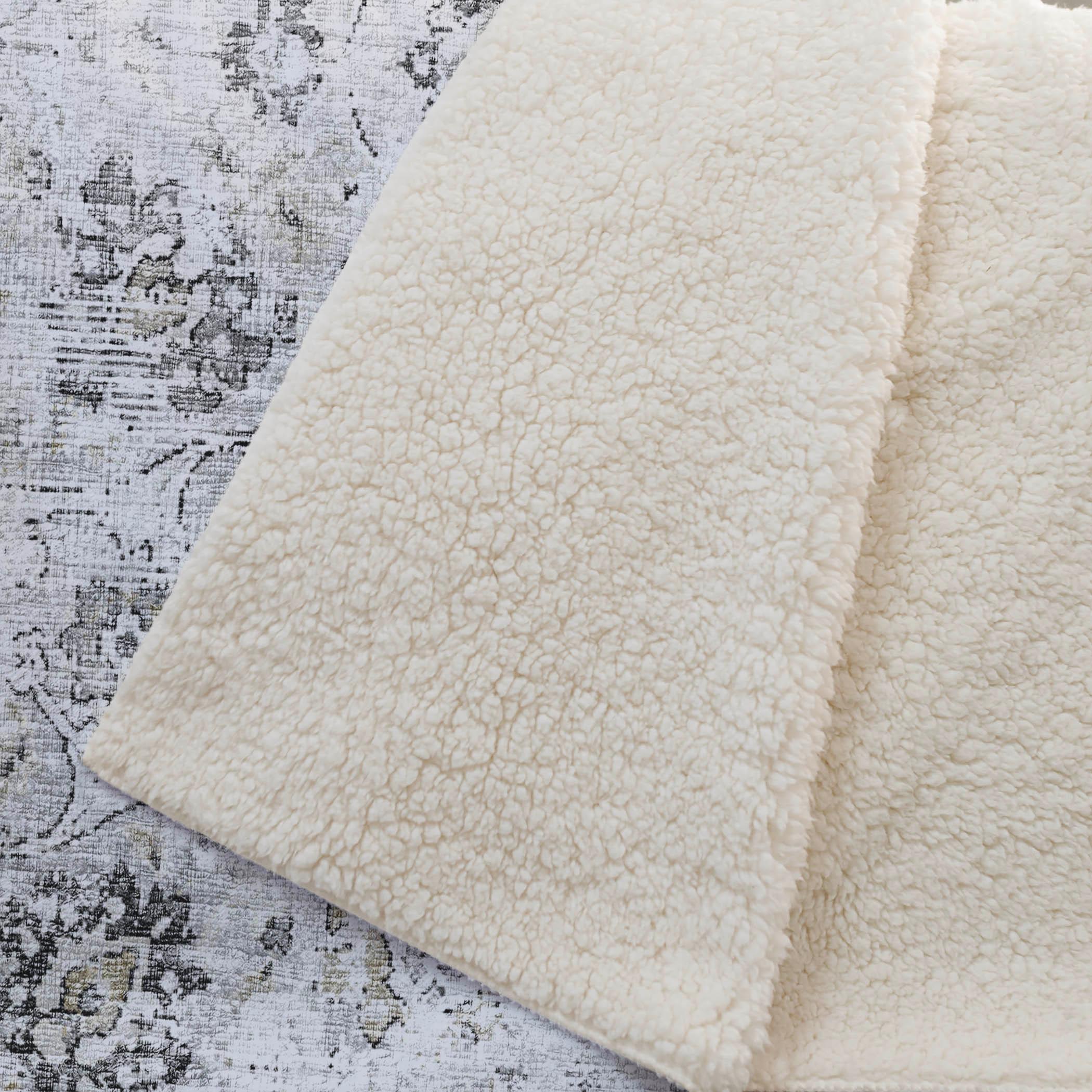 Dalyn Sherpa Gray Polyester Throw