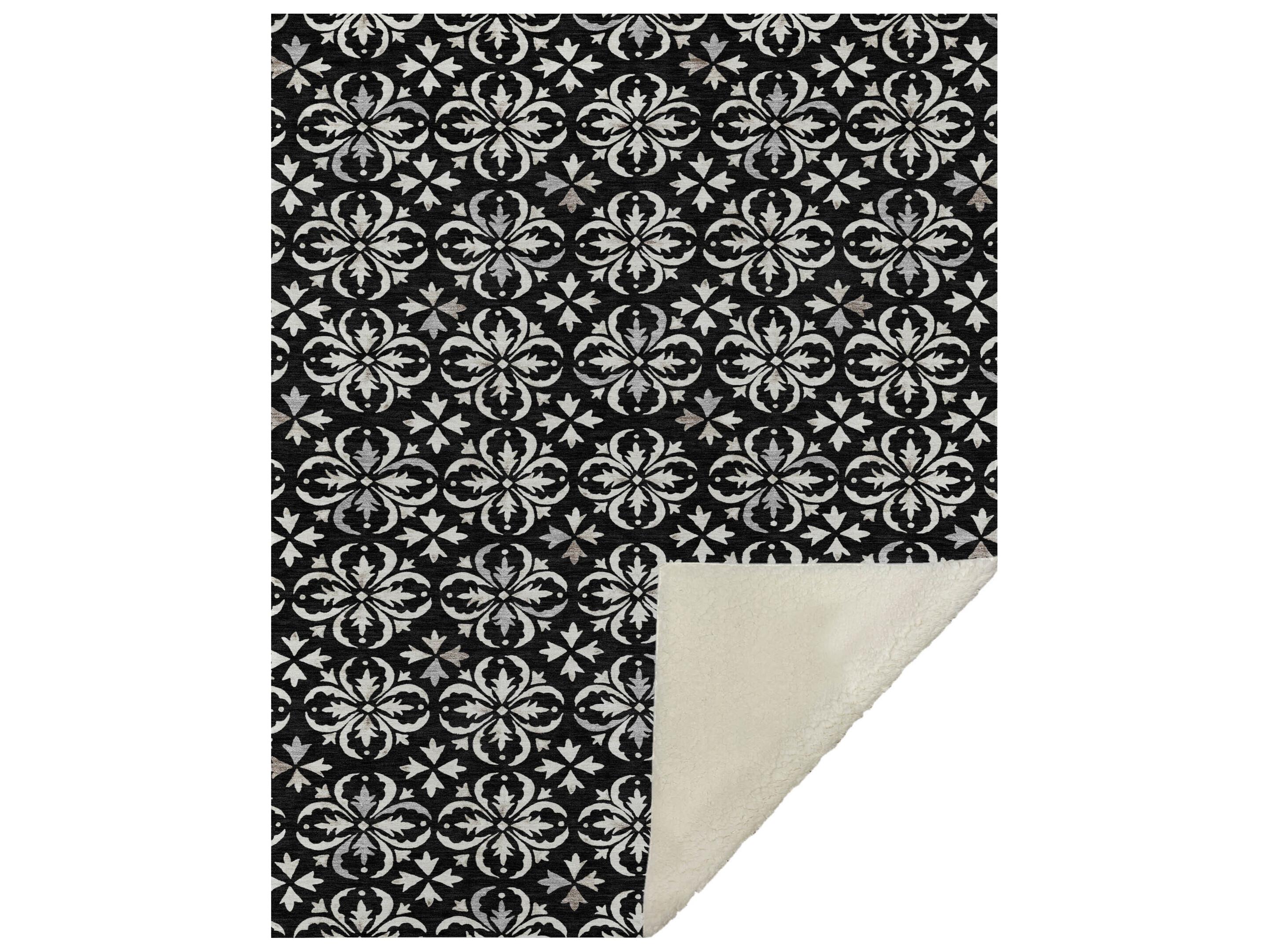 Dalyn Sherpa Black Polyester Throw