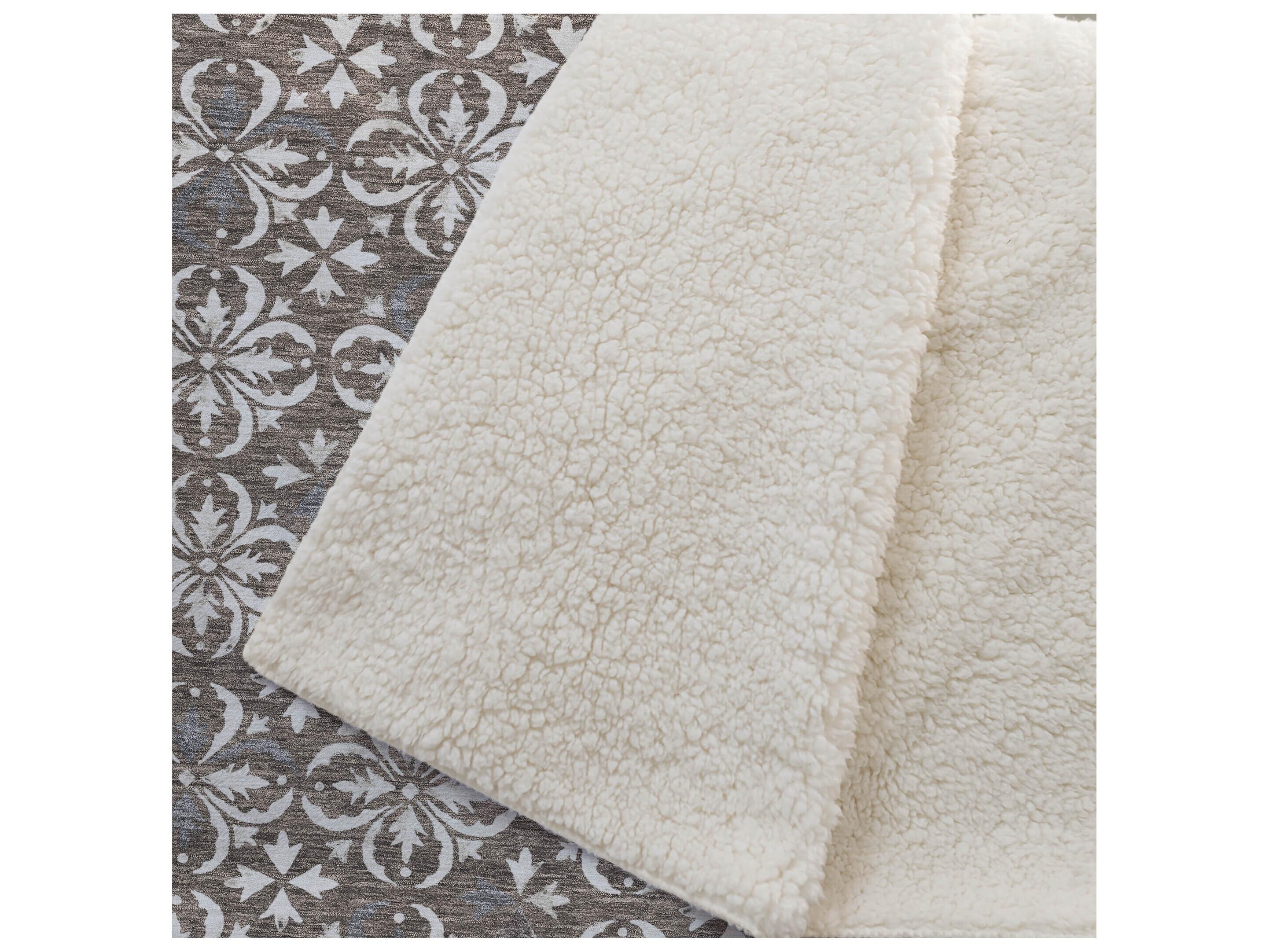 Dalyn Sherpa Brown Polyester Throw