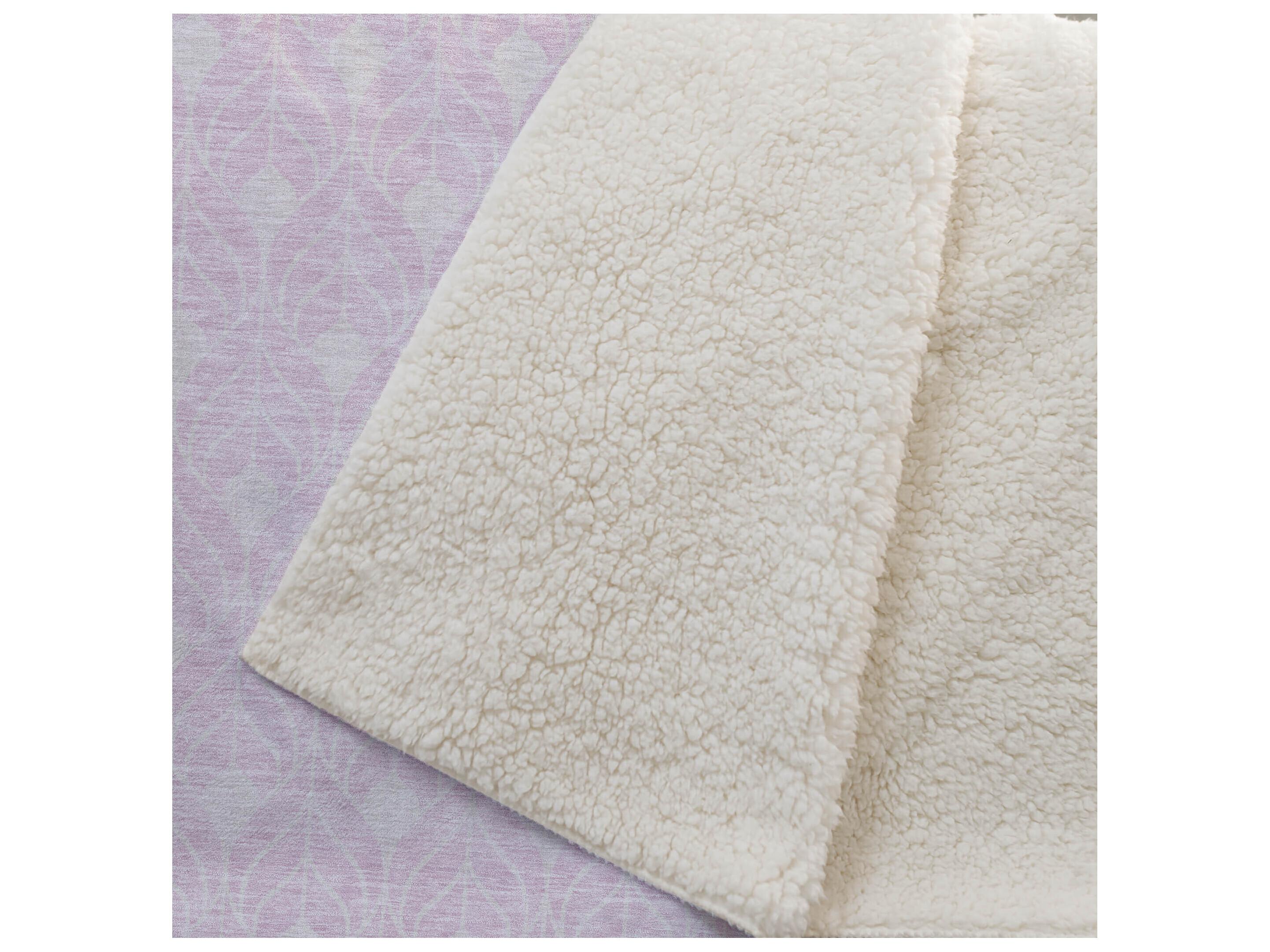 Dalyn Sherpa Pink Polyester Throw