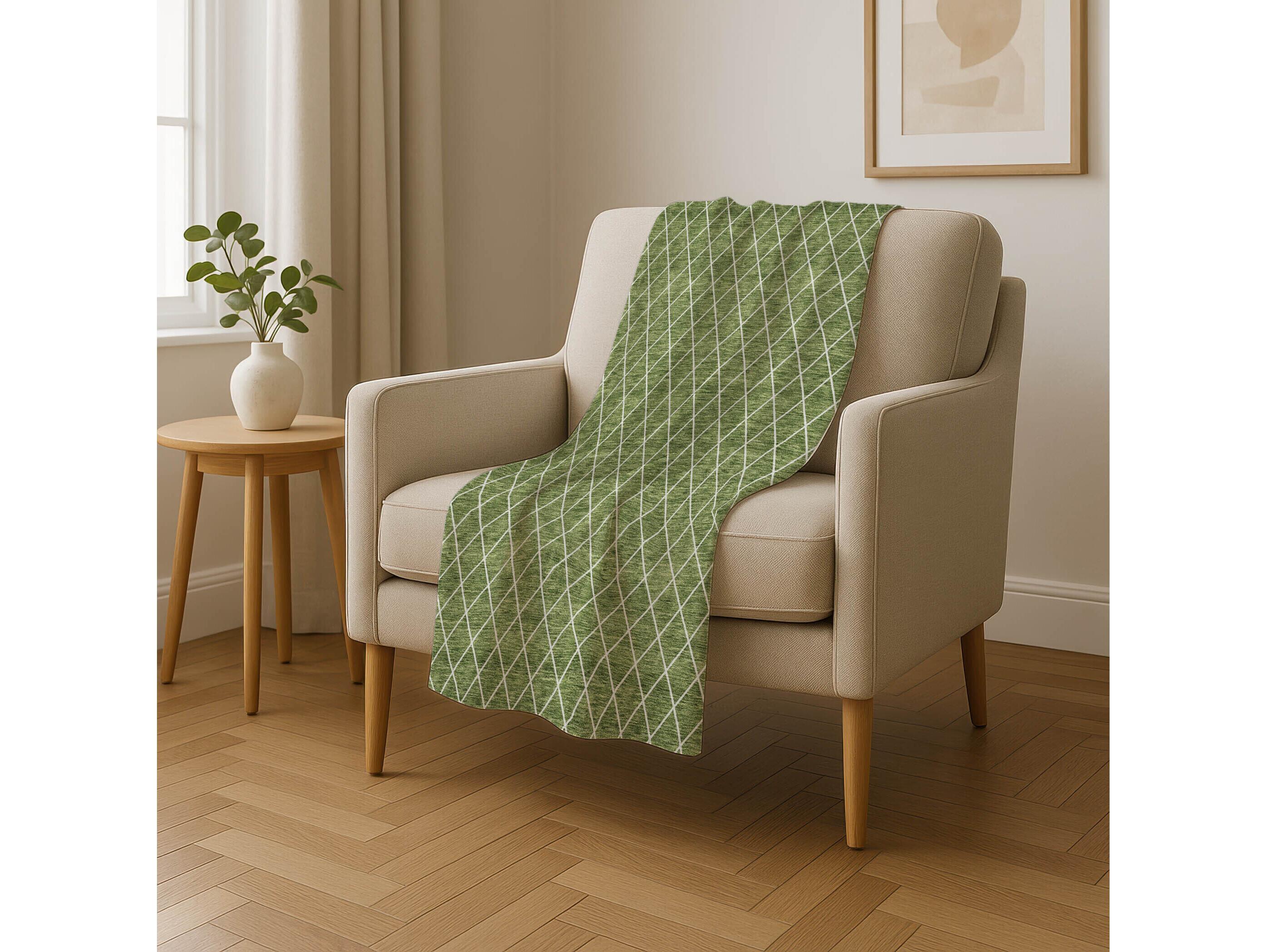 Dalyn Sherpa Green Polyester Throw