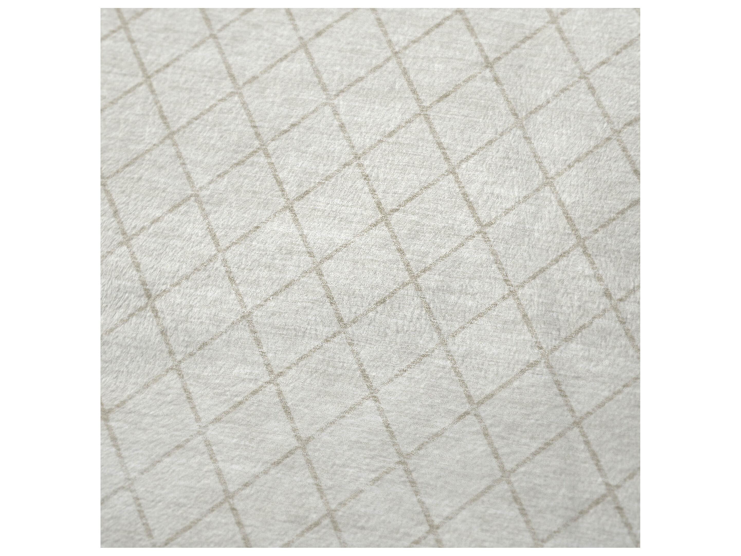 Dalyn Sherpa Ivory Polyester Throw