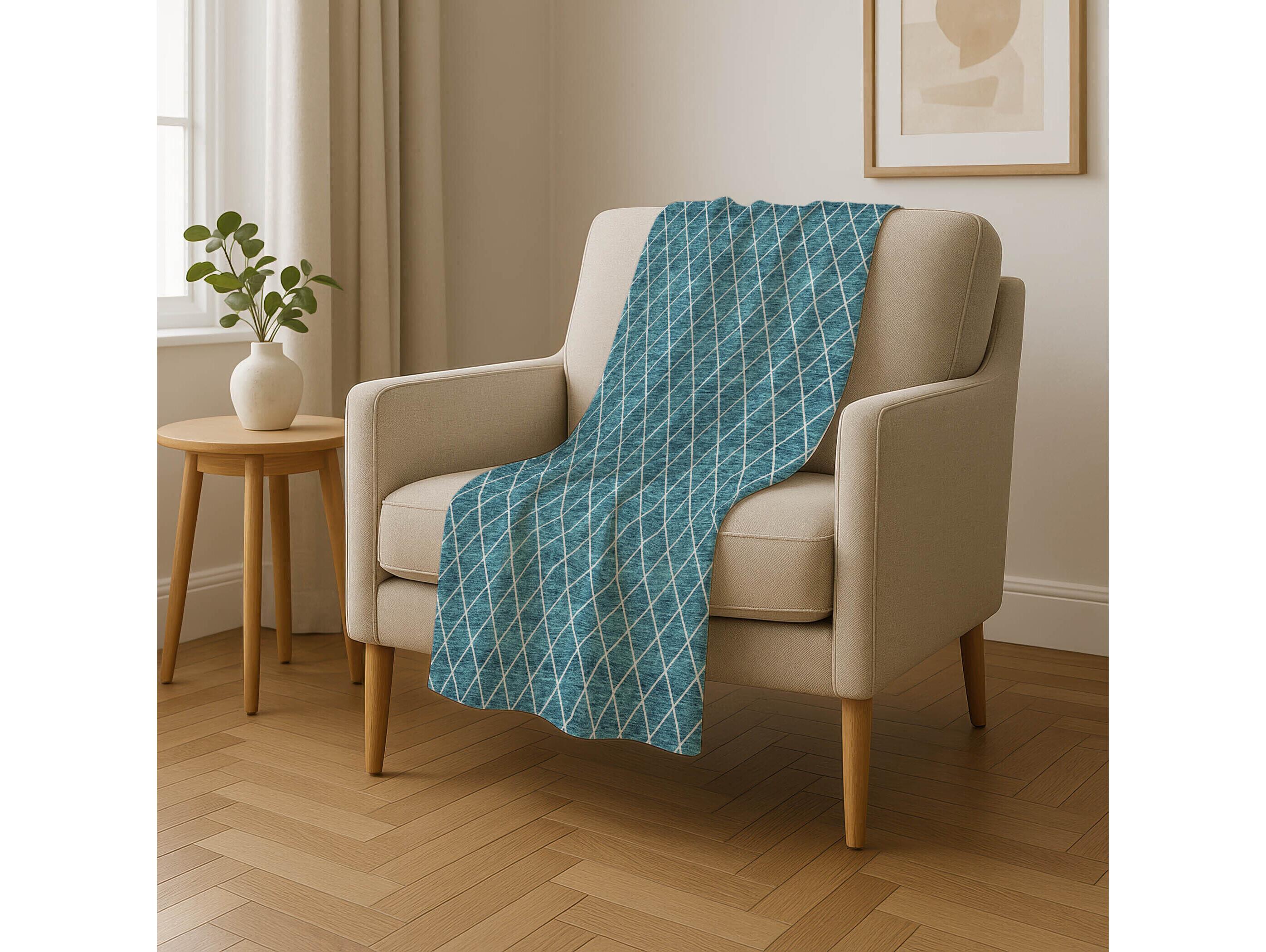 Dalyn Sherpa Teal Polyester Throw