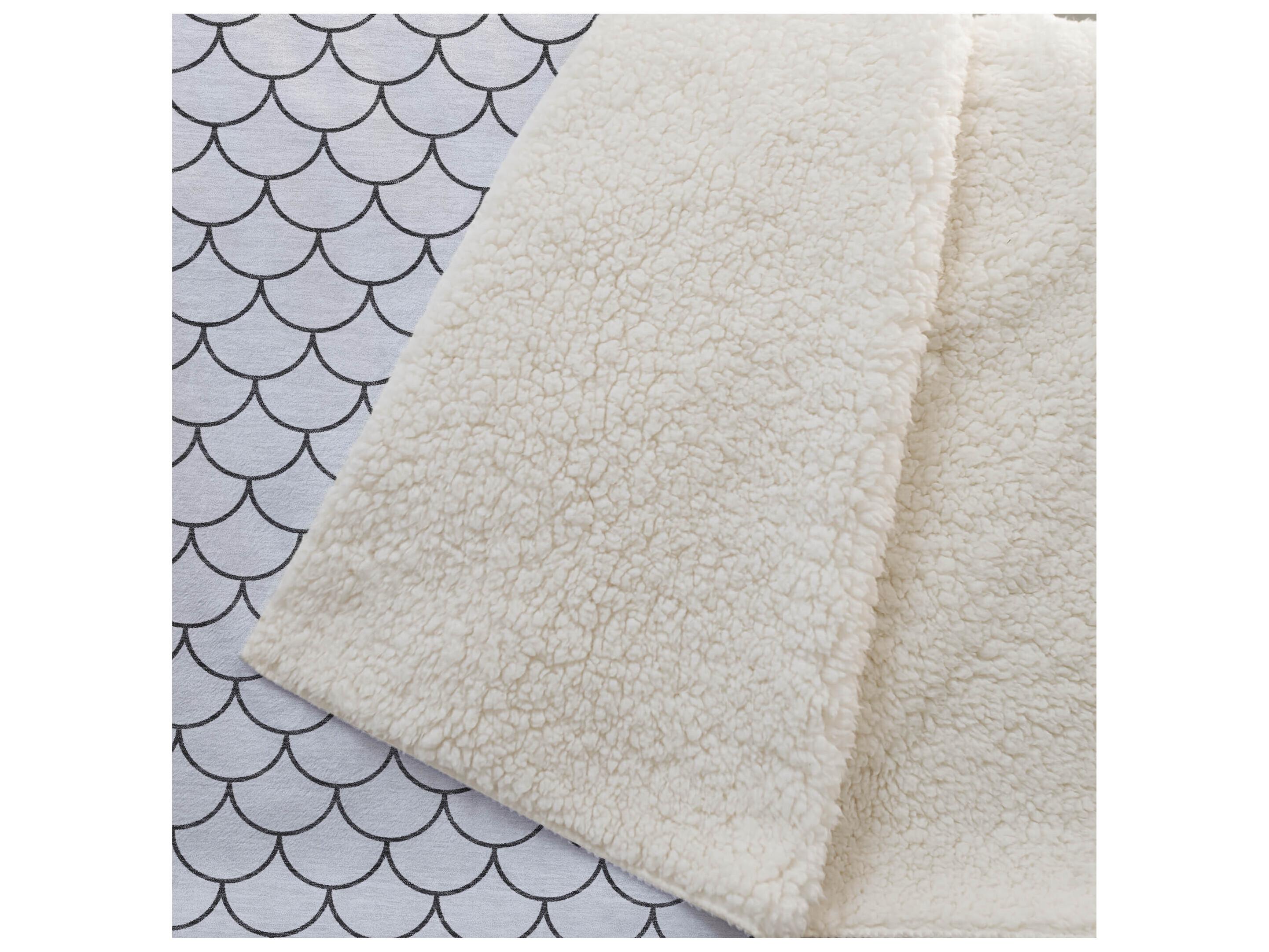 Dalyn Sherpa Ivory Polyester Throw