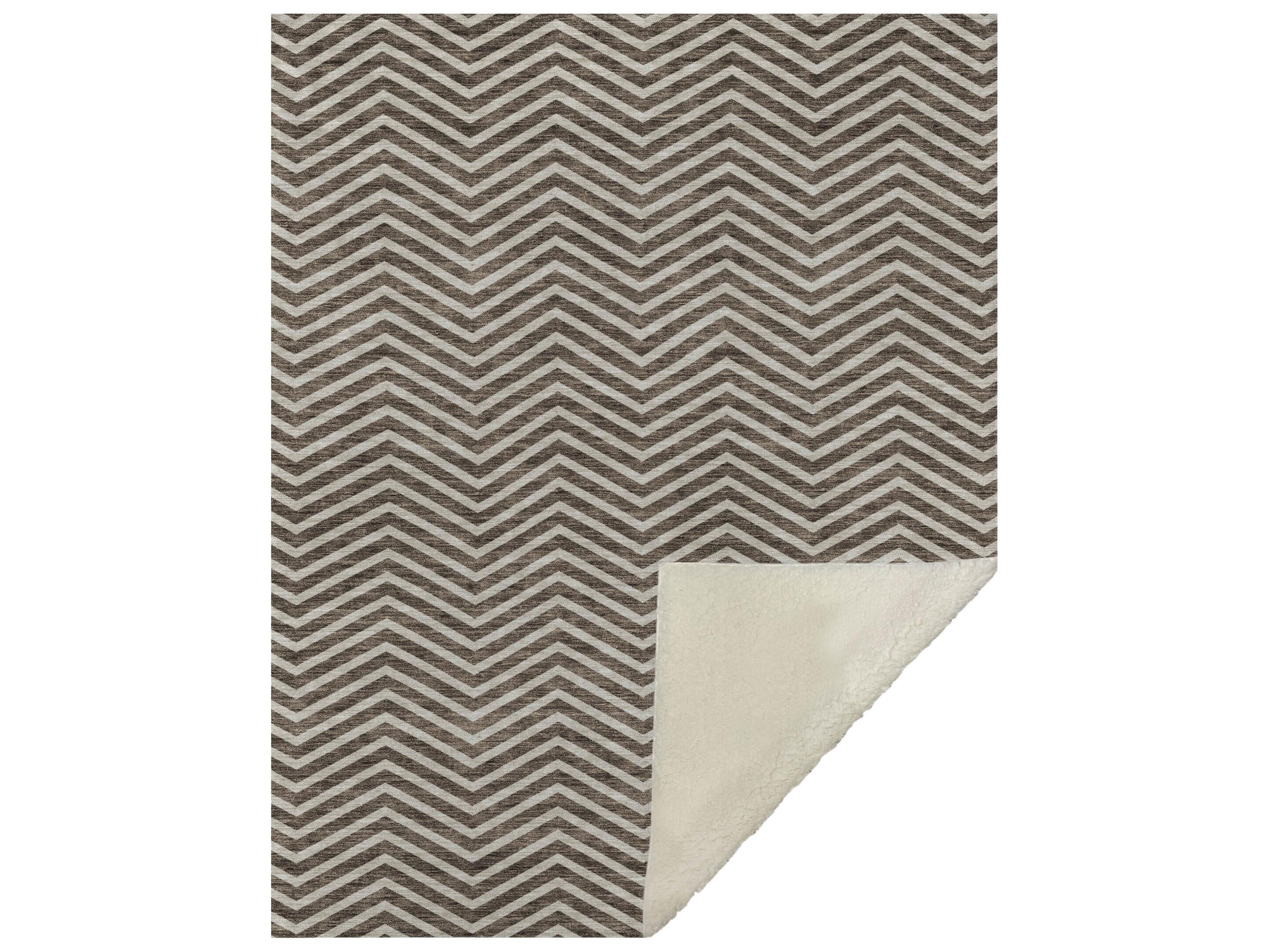 Dalyn Sherpa Brown Polyester Throw