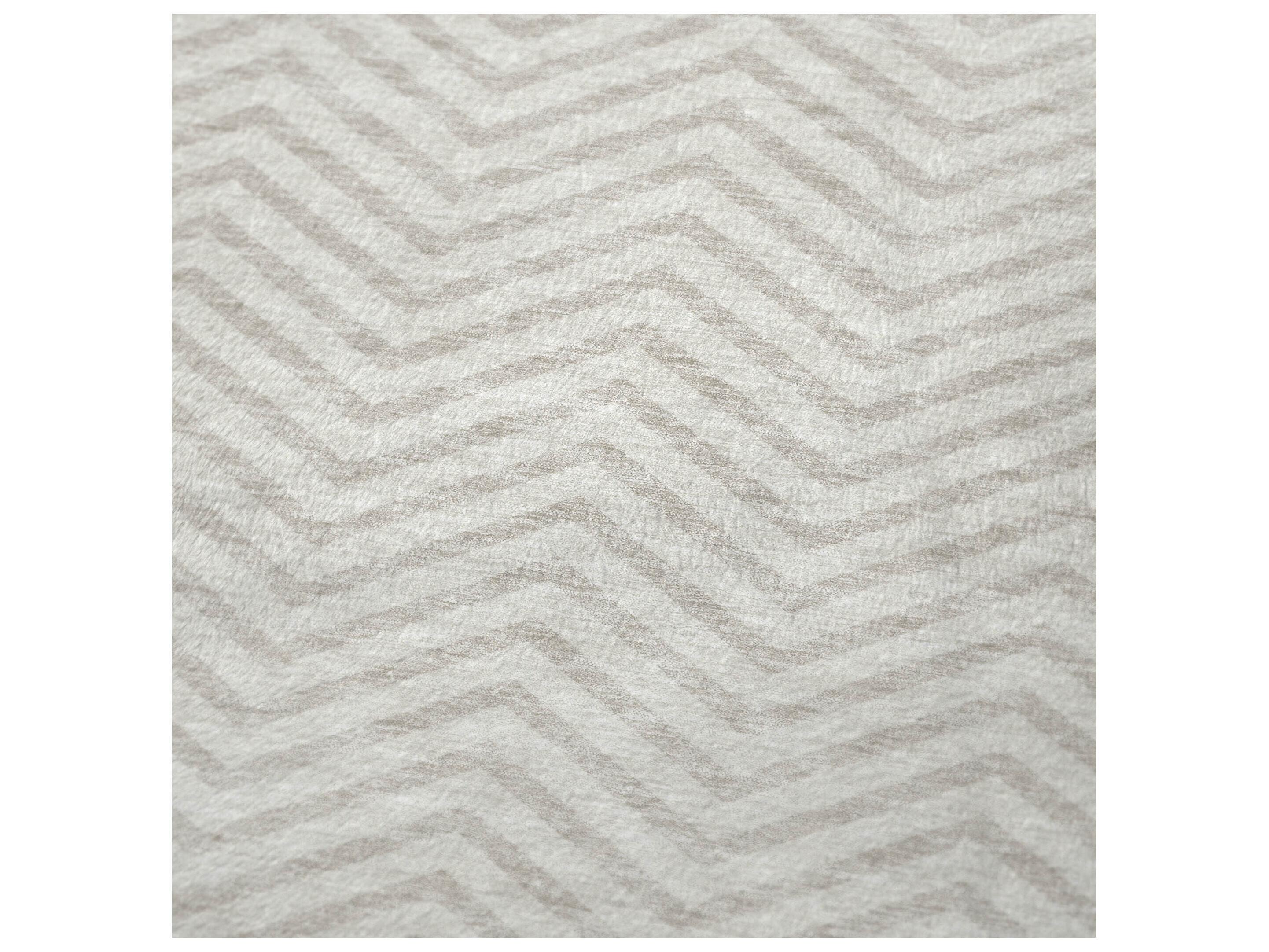 Dalyn Sherpa Ivory Polyester Throw
