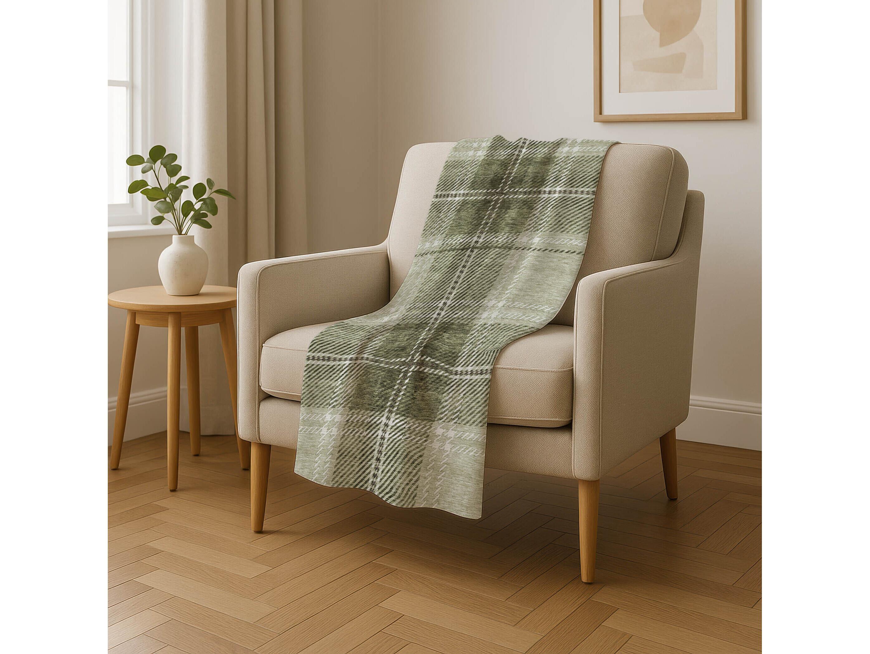 Dalyn Sherpa Green Polyester Throw