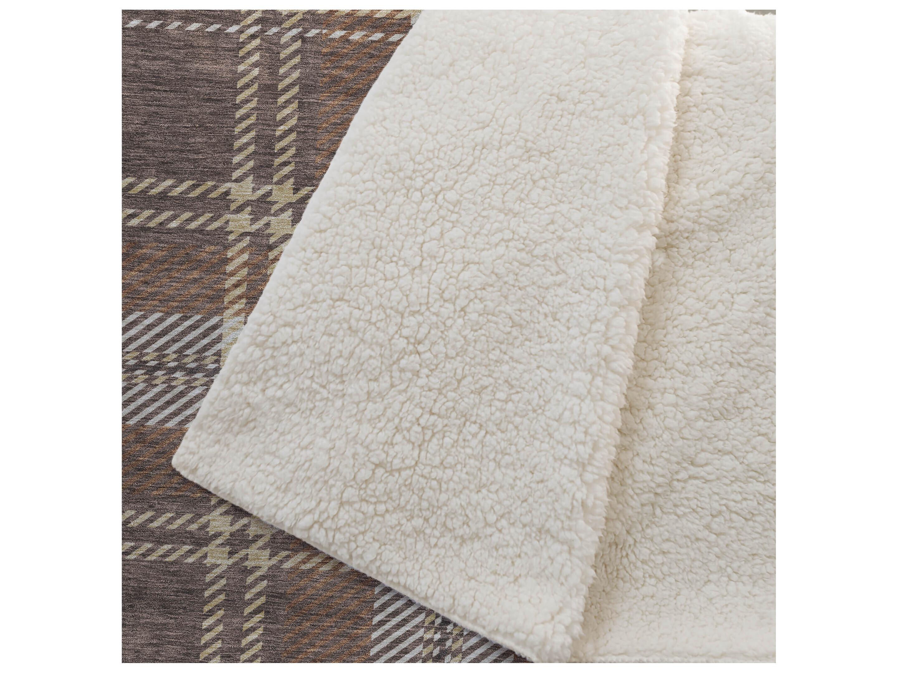 Dalyn Sherpa Brown Polyester Throw