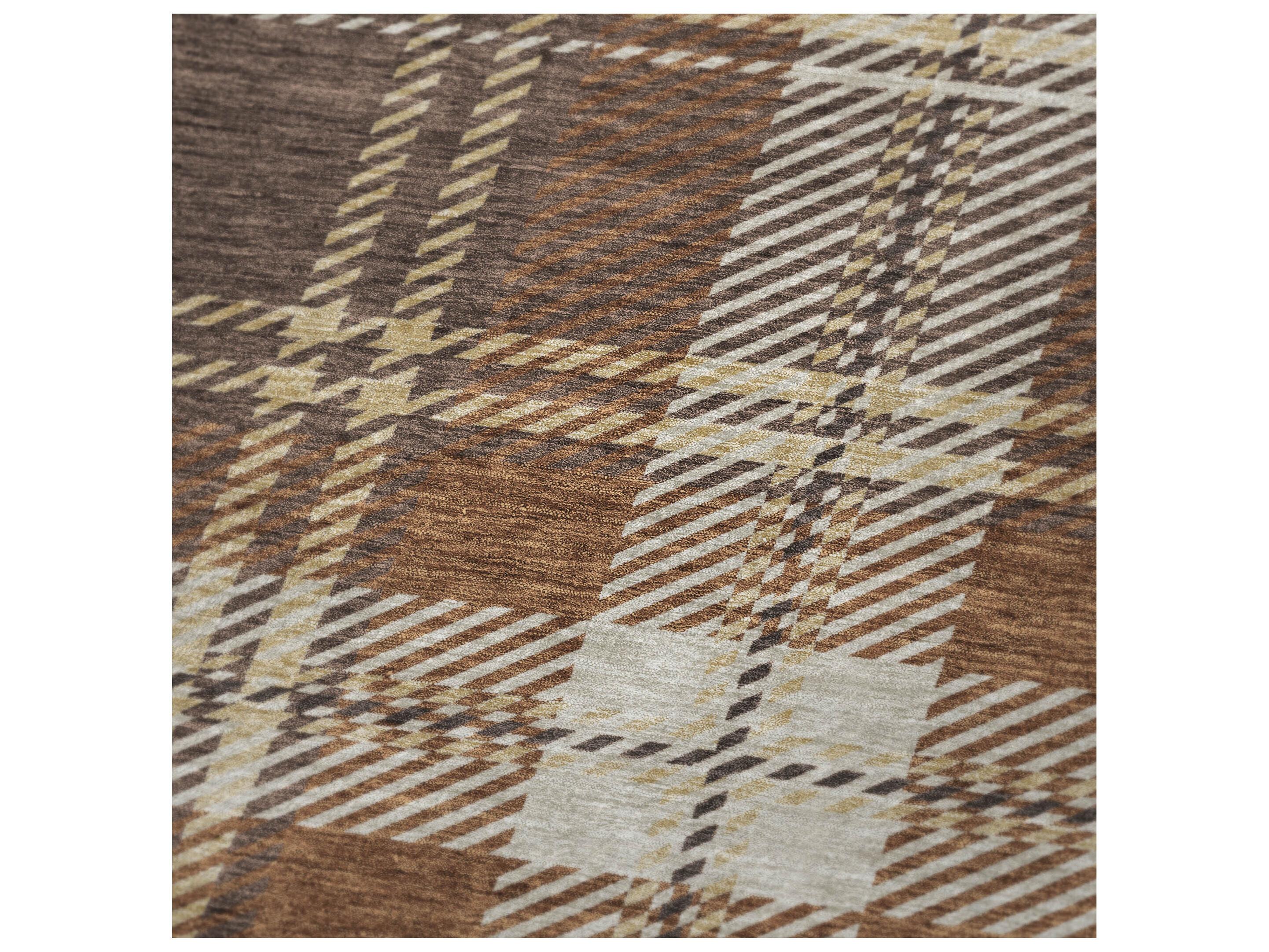 Dalyn Sherpa Brown Polyester Throw