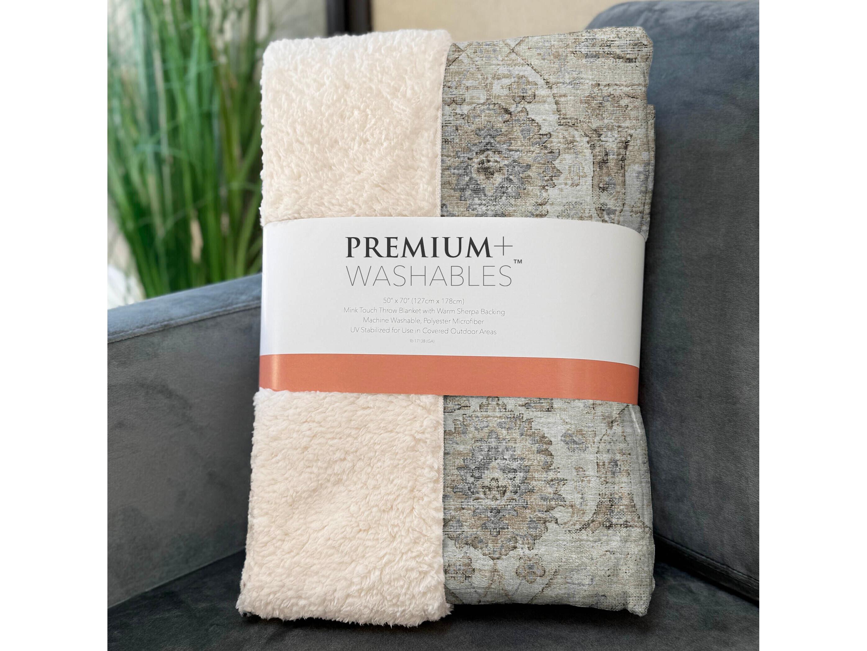 Dalyn Sherpa Neutral Polyester Throw