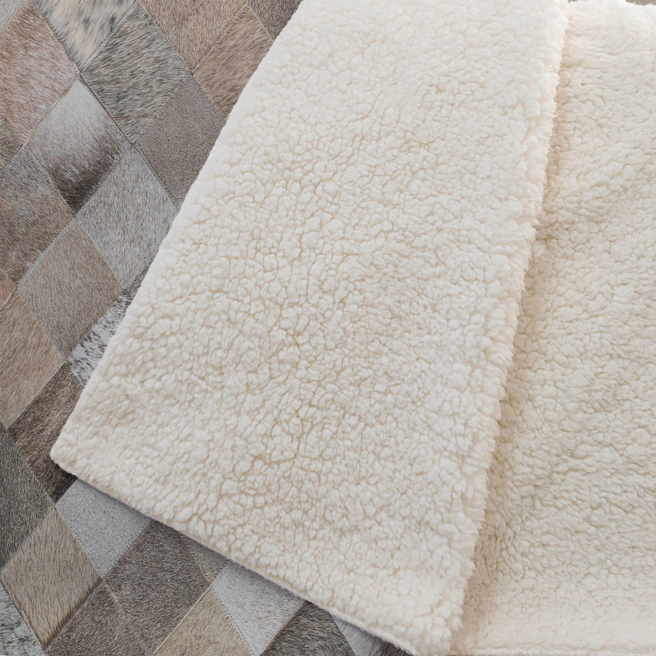 Dalyn Sherpa Gray Polyester Throw