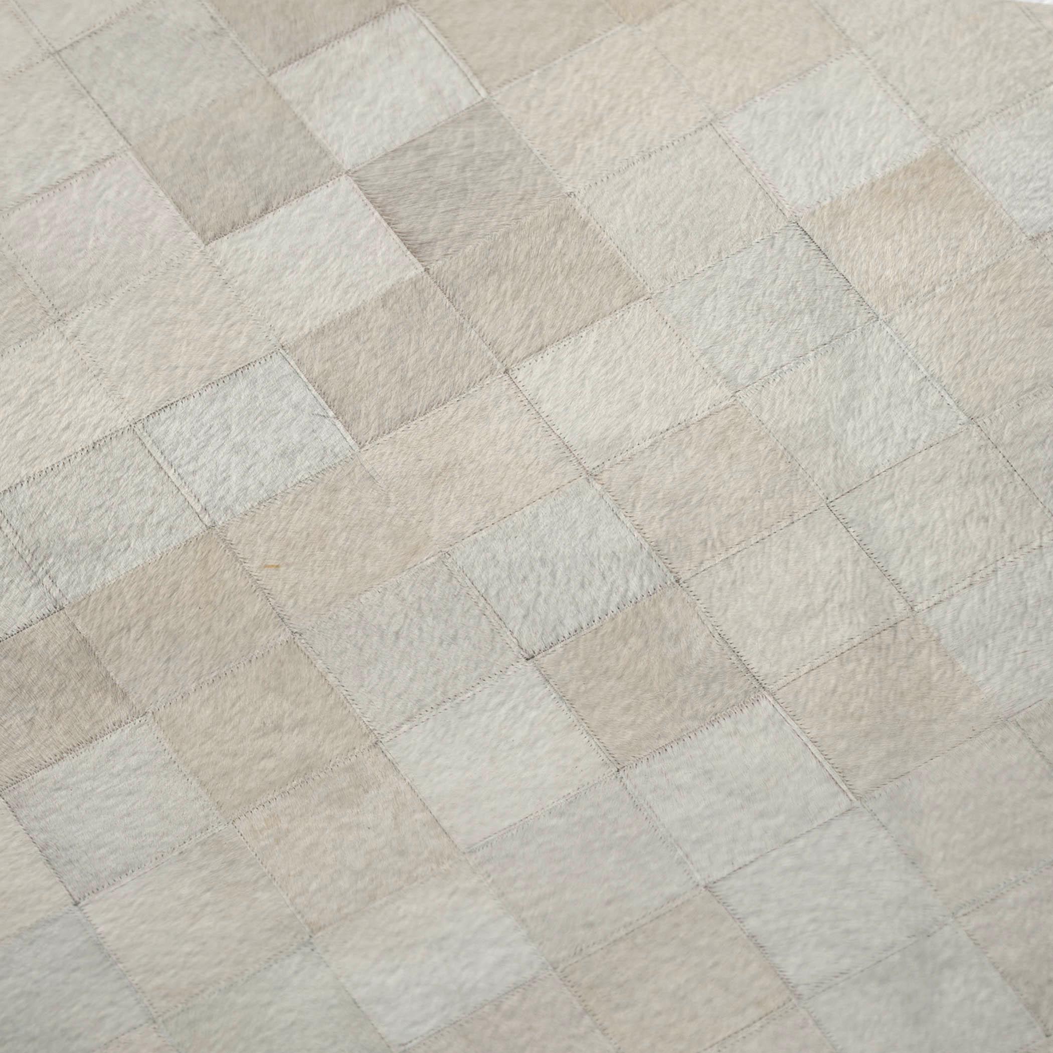 Dalyn Sherpa Ivory Polyester Throw