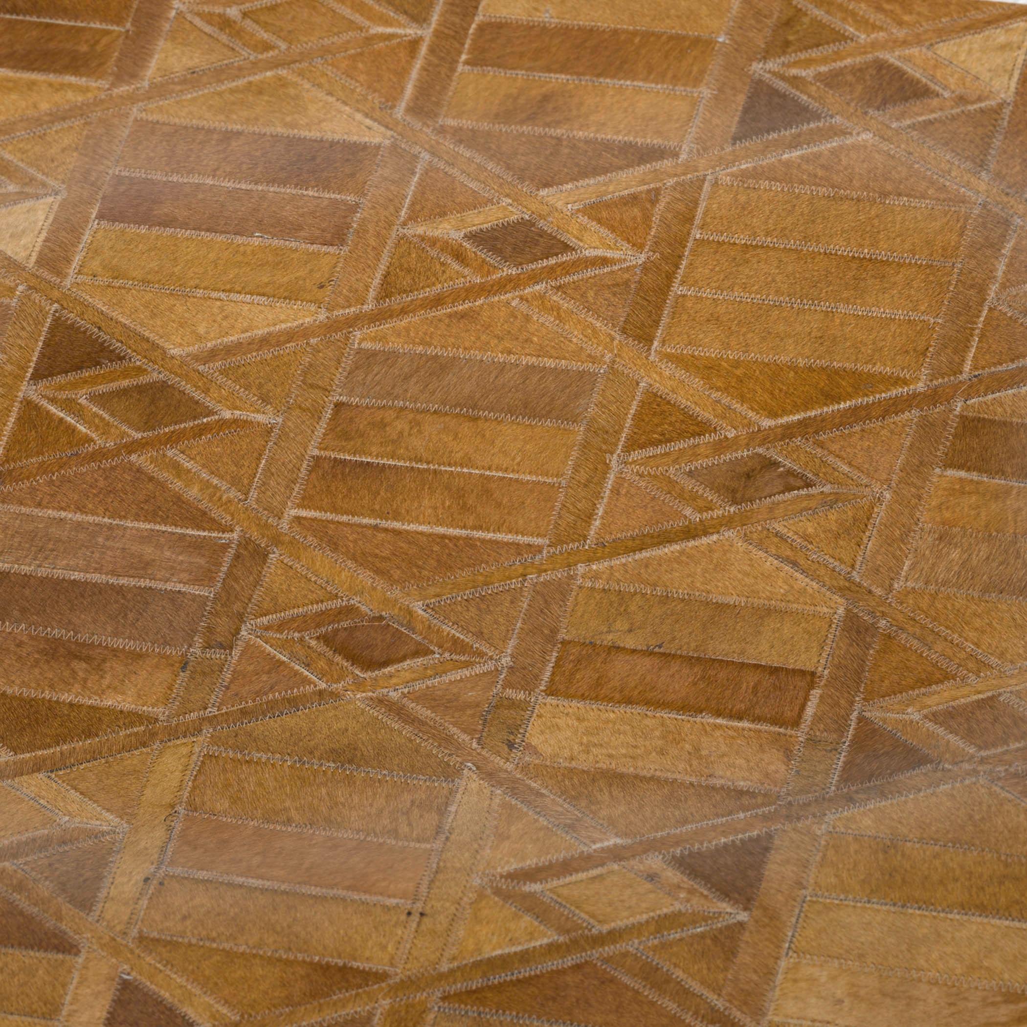 Dalyn Sherpa Brown Polyester Throw