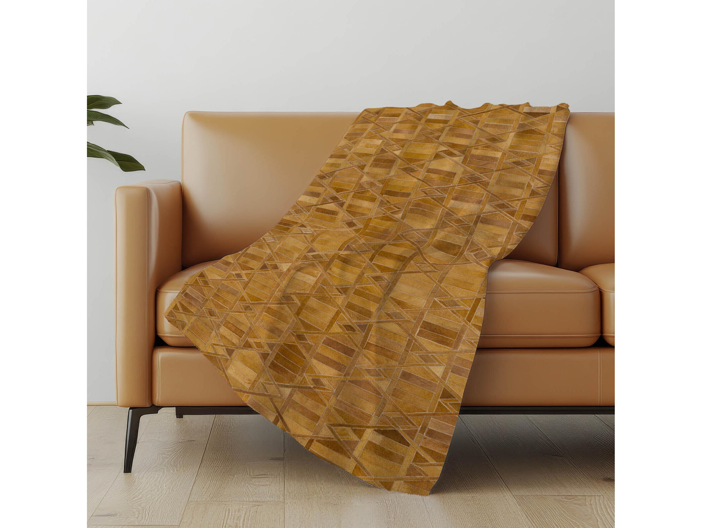 Dalyn Sherpa Brown Polyester Throw