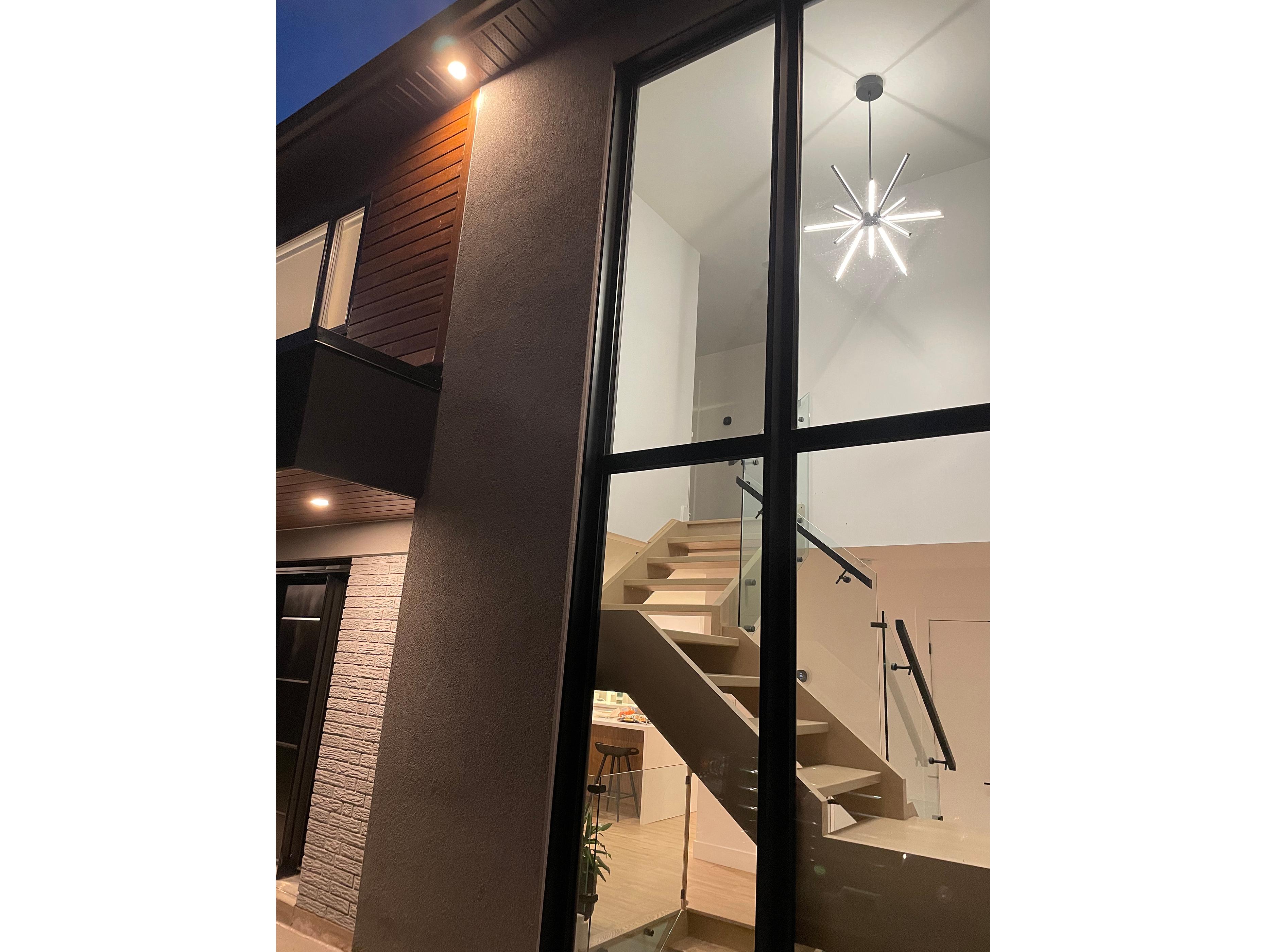 Dainolite Array 12-Light Matte Black Linear Sputnik Chandelier