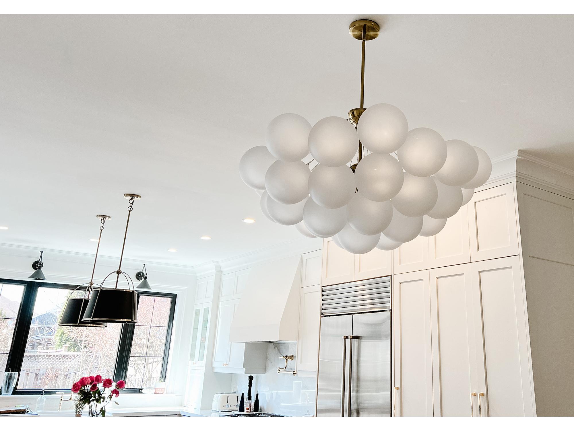 Dainolite Miles 8-Light Aged Brass Globe Chandelier