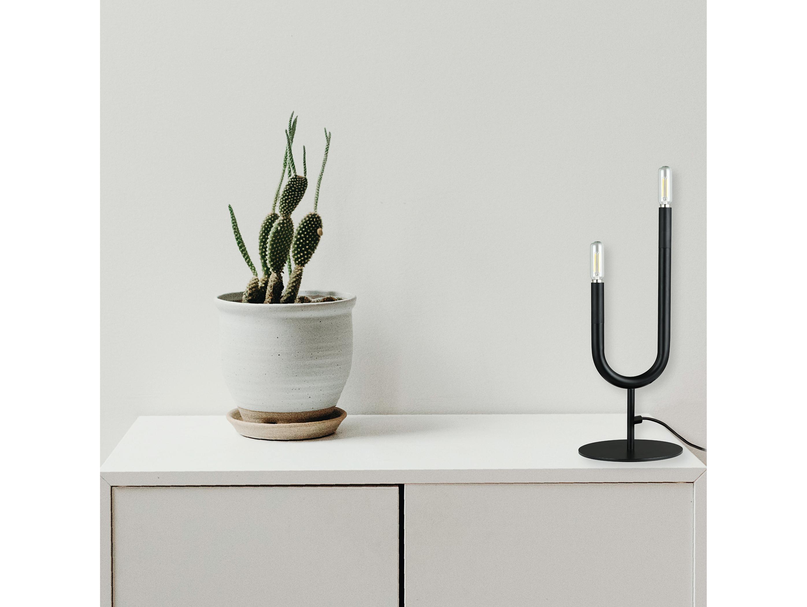 Dainolite Wand Matte Black Table Lamp