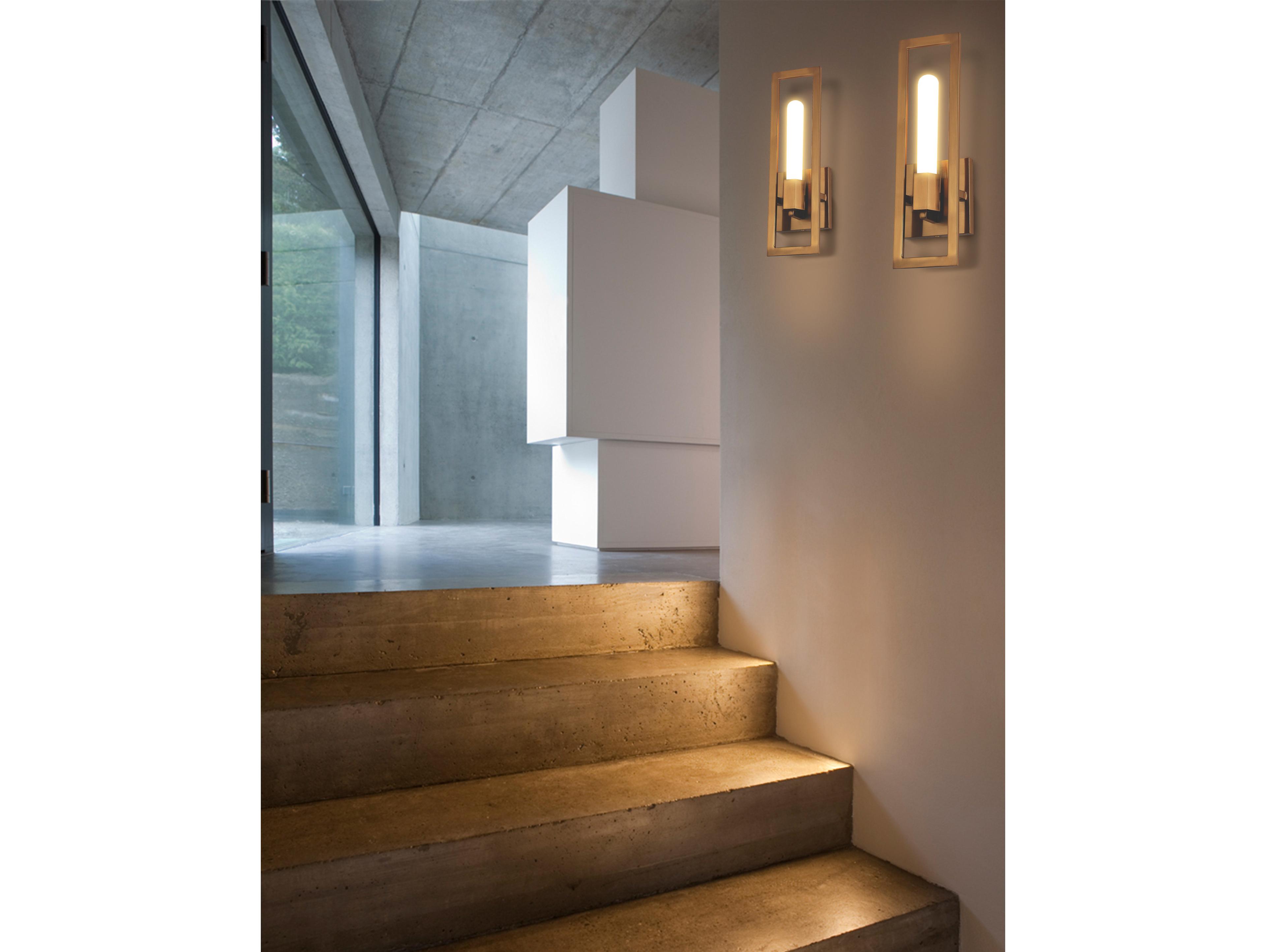 Dainolite Wisteria 1-Light Aged Brass Wall Sconce