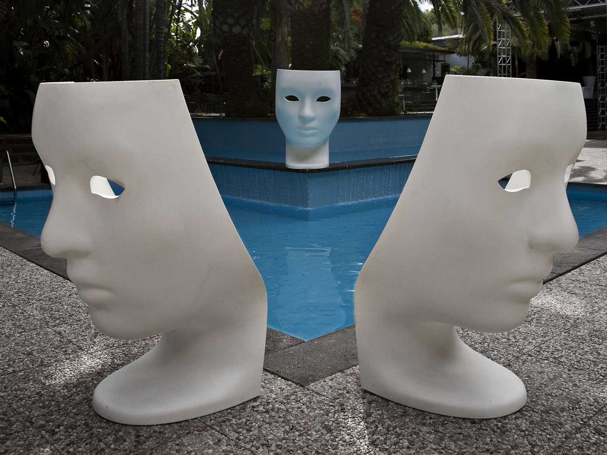 Driade Outdoor Nemo Polyethylene Monobloc Lounge Set in White