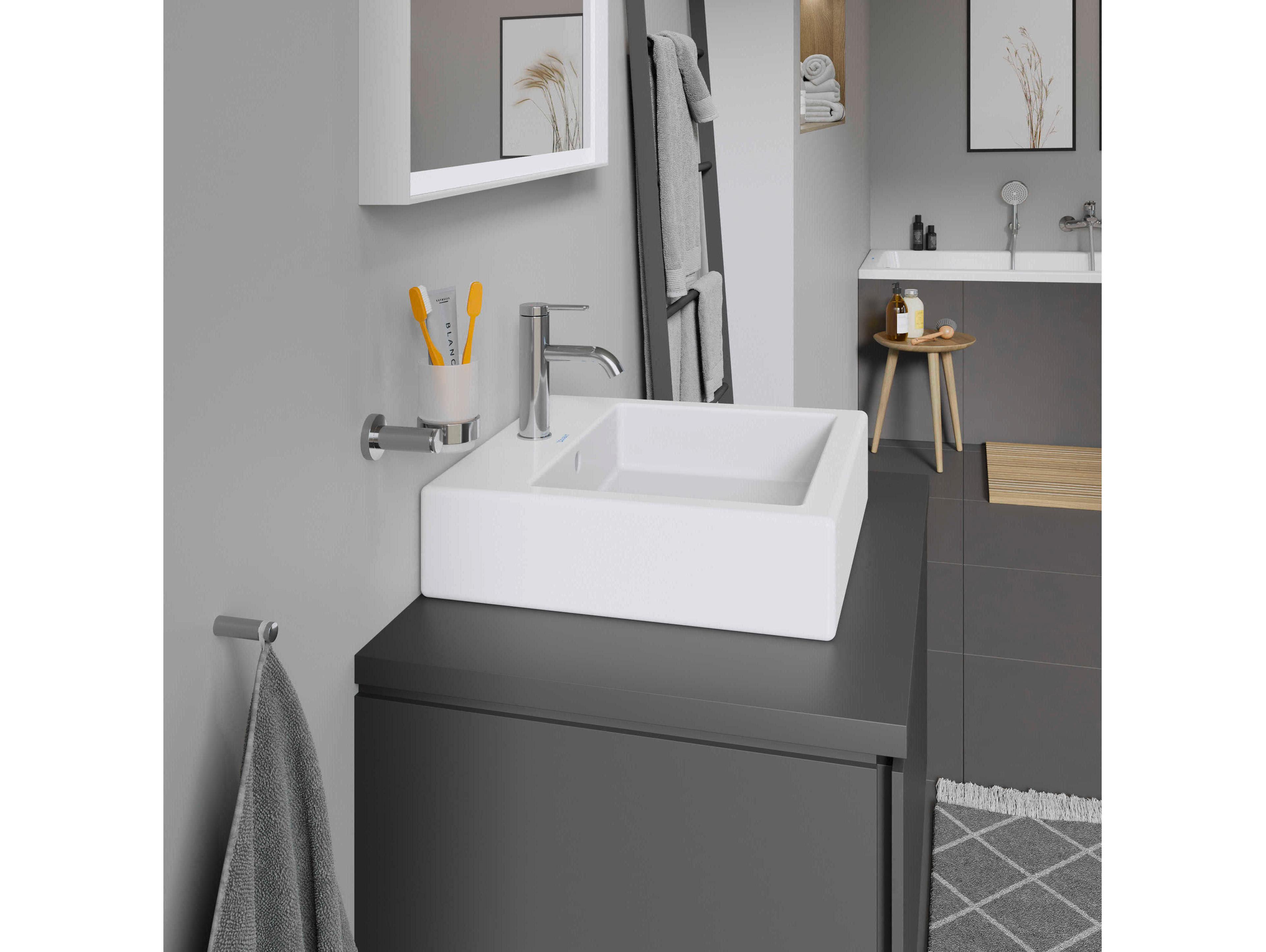 Duravit Vero 19'' Ceramic White High Gloss Washbowl Sink with 1 Faucet Hole