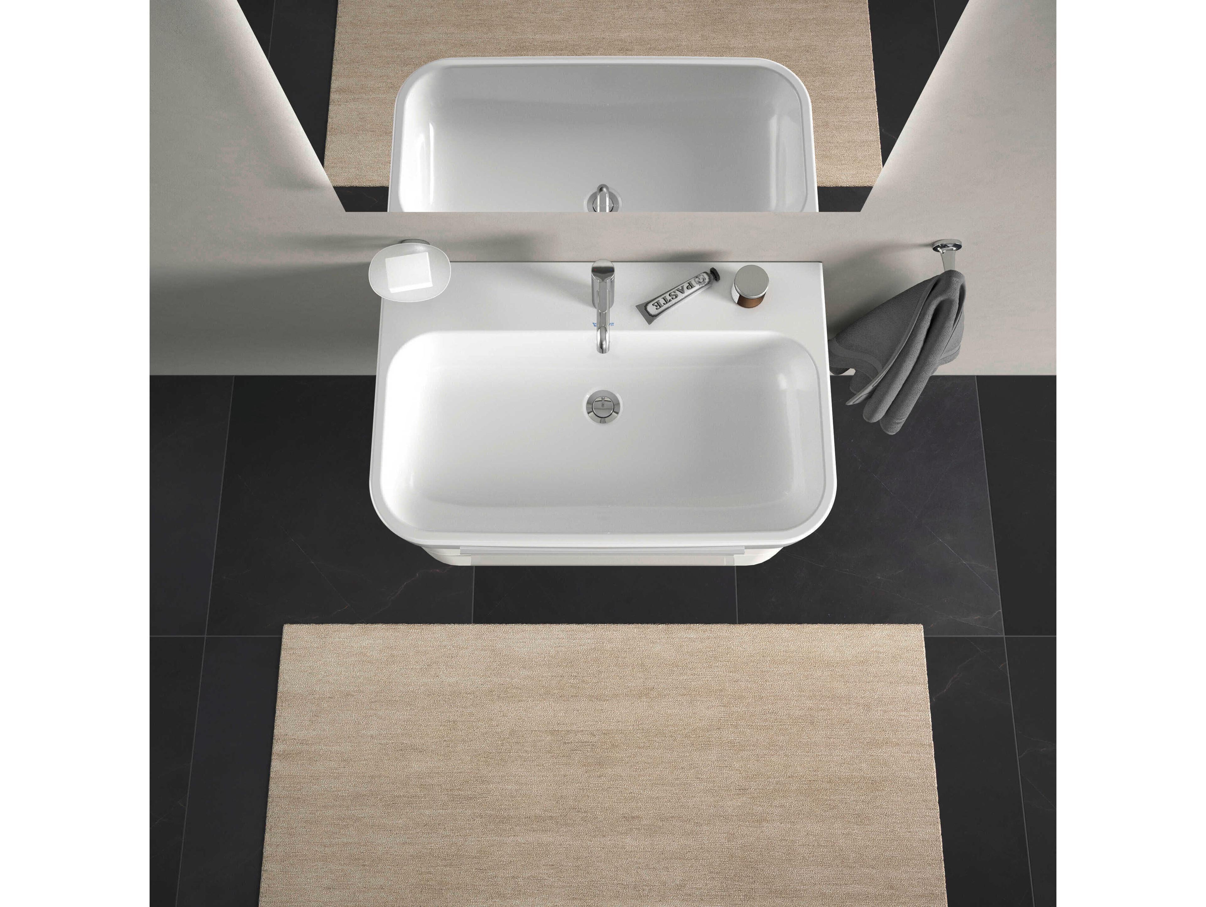 Duravit Happy D.2 32'' Ceramic White High Gloss Sink with 1 Faucet Hole