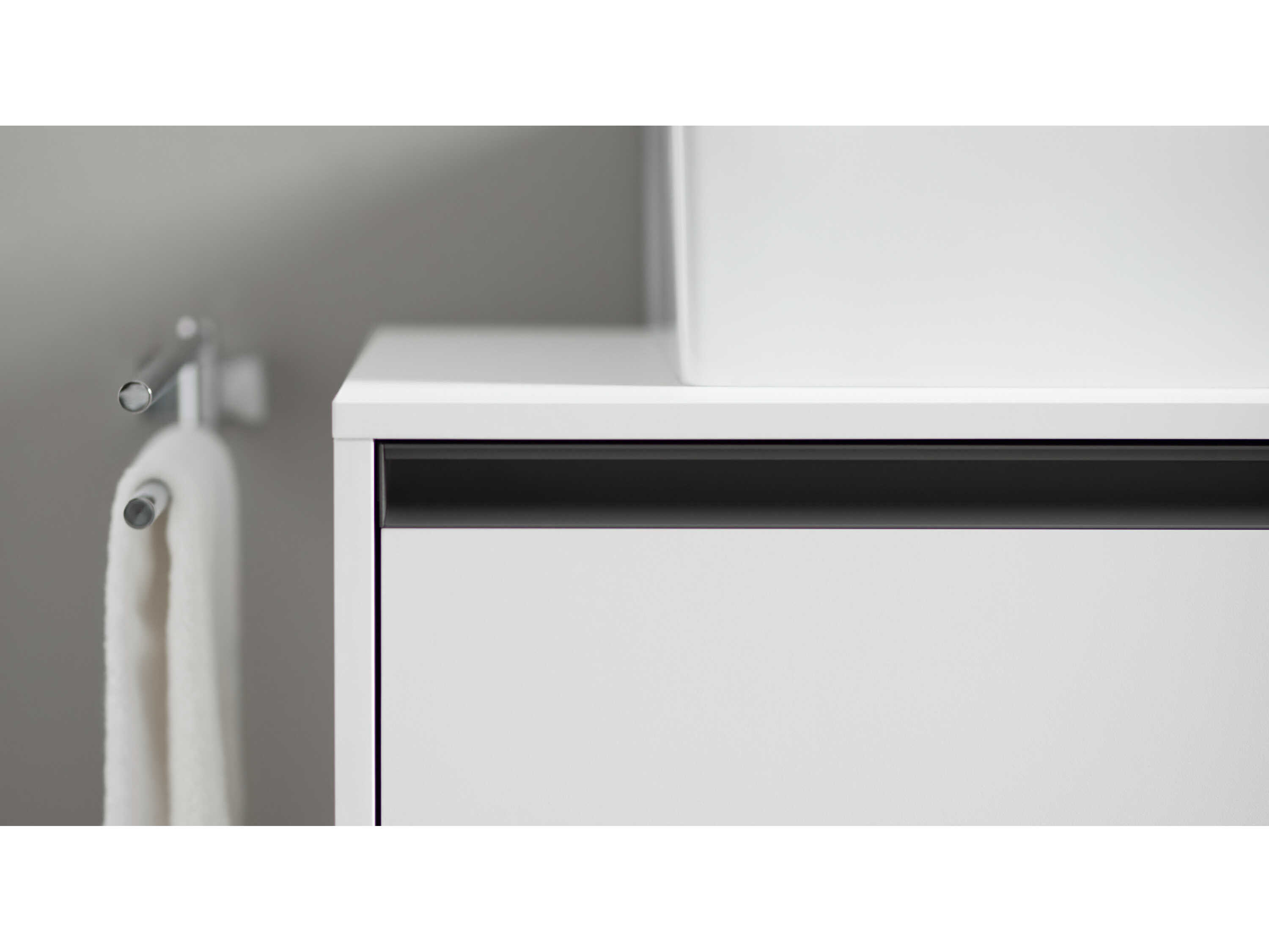 Duravit Vero 20'' Ceramic White High Gloss Sink with 1 Faucet Hole - Ground