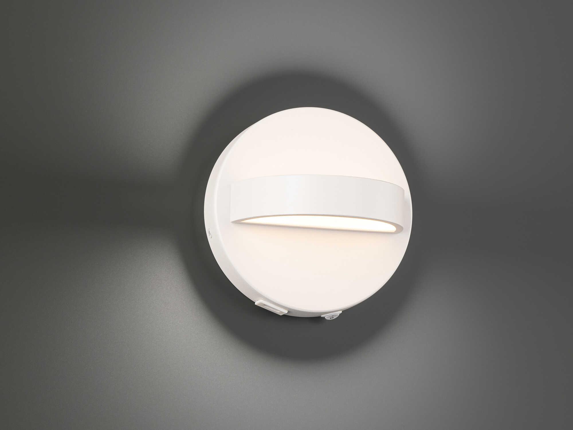 dweLED by WAC Lighting Wink 1-Light White Wall Sconce