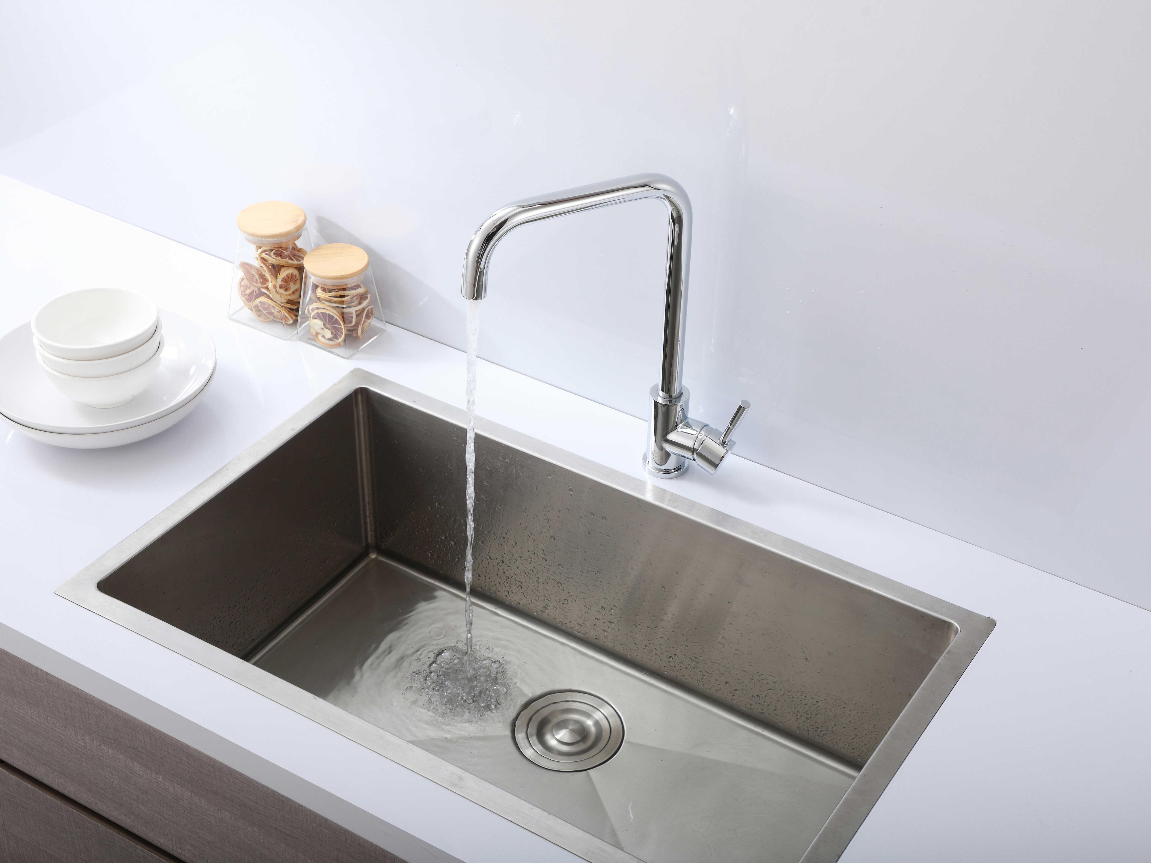 Elegant Lighting Levi Chrome Pull Down Sprayer Kitchen Faucet