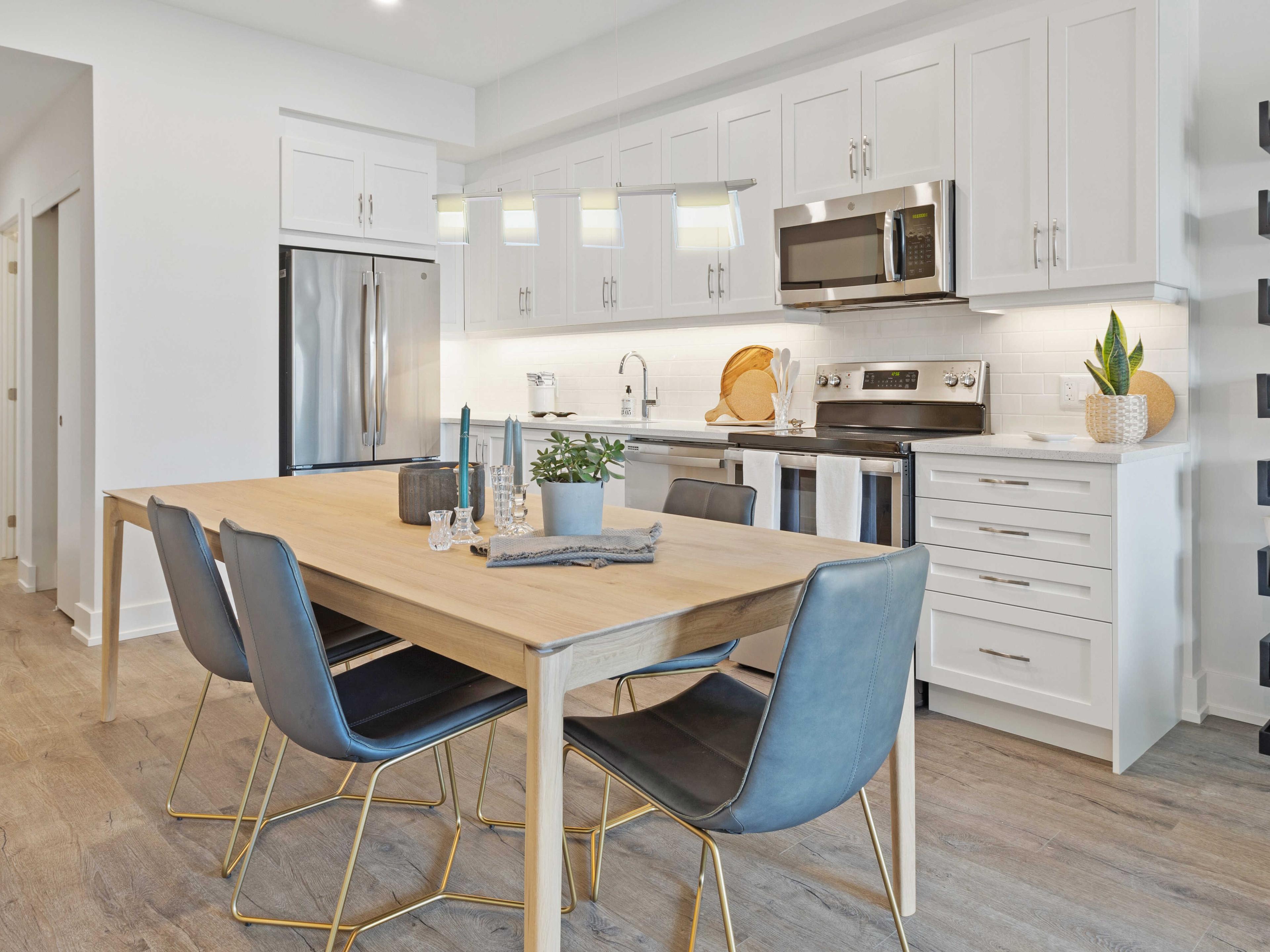 Eglo Vicino 4-Light Matte Nickel Linear Island Pendant