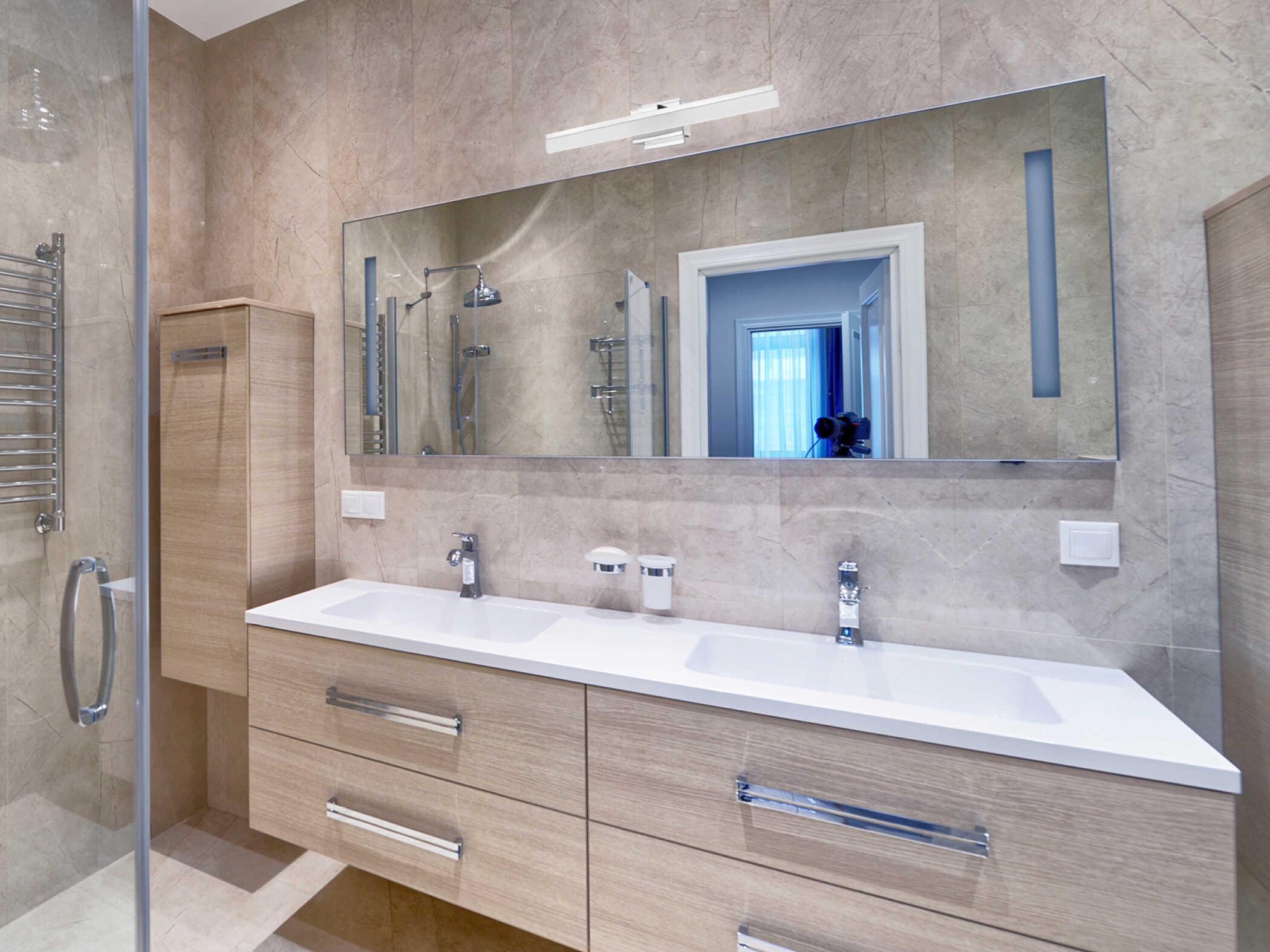 Eglo Palmital 1-Light Chrome Vanity Light