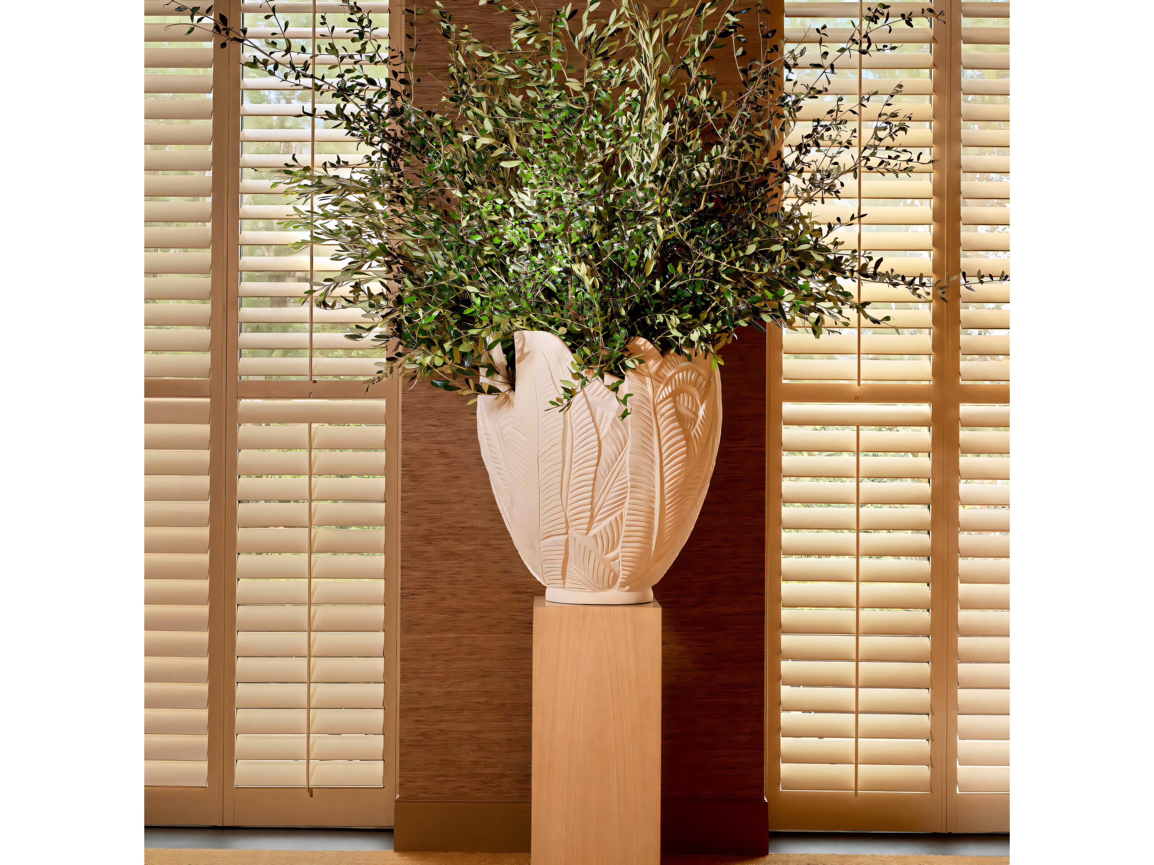 Eichholtz Outdoor Cream Planter