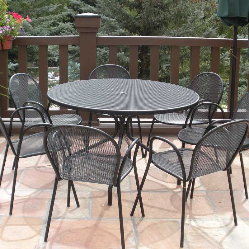 EMU Cambi Steel Round Outdoor Dining Table