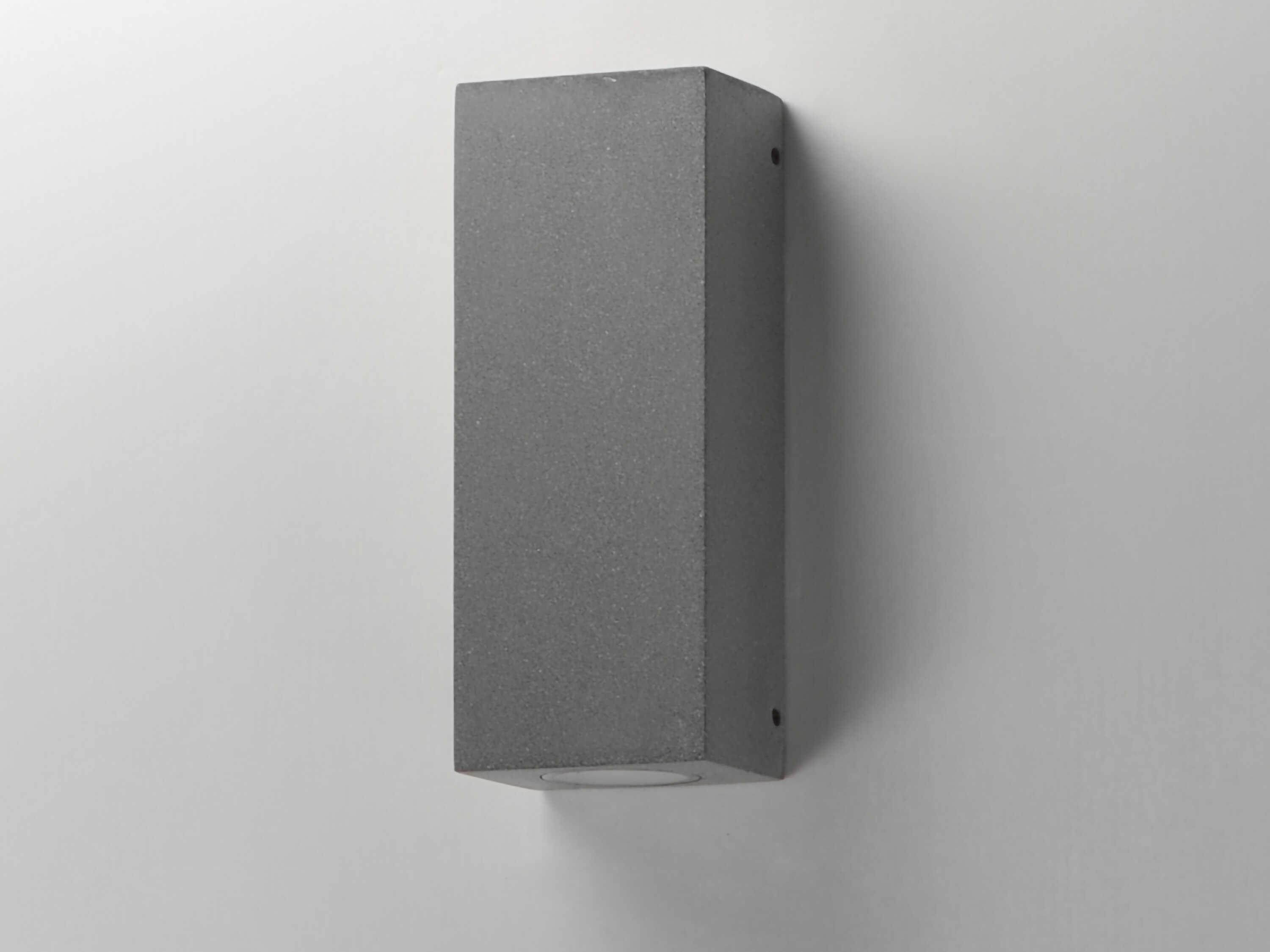 ET2 Pilar 2-Light Outdoor Wall Light