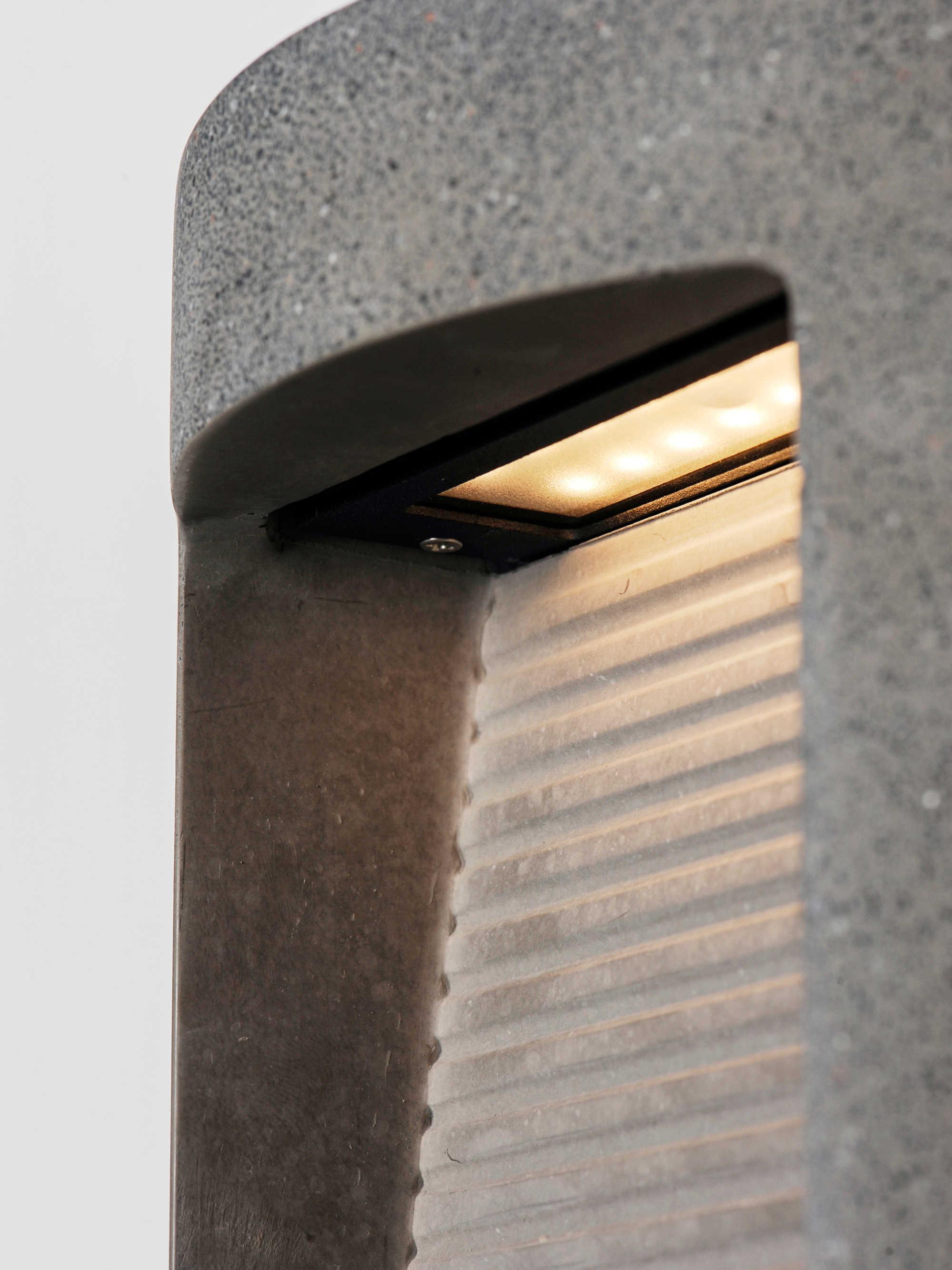 ET2 Boardwalk 2 - Light LED Outdoor Wall Light