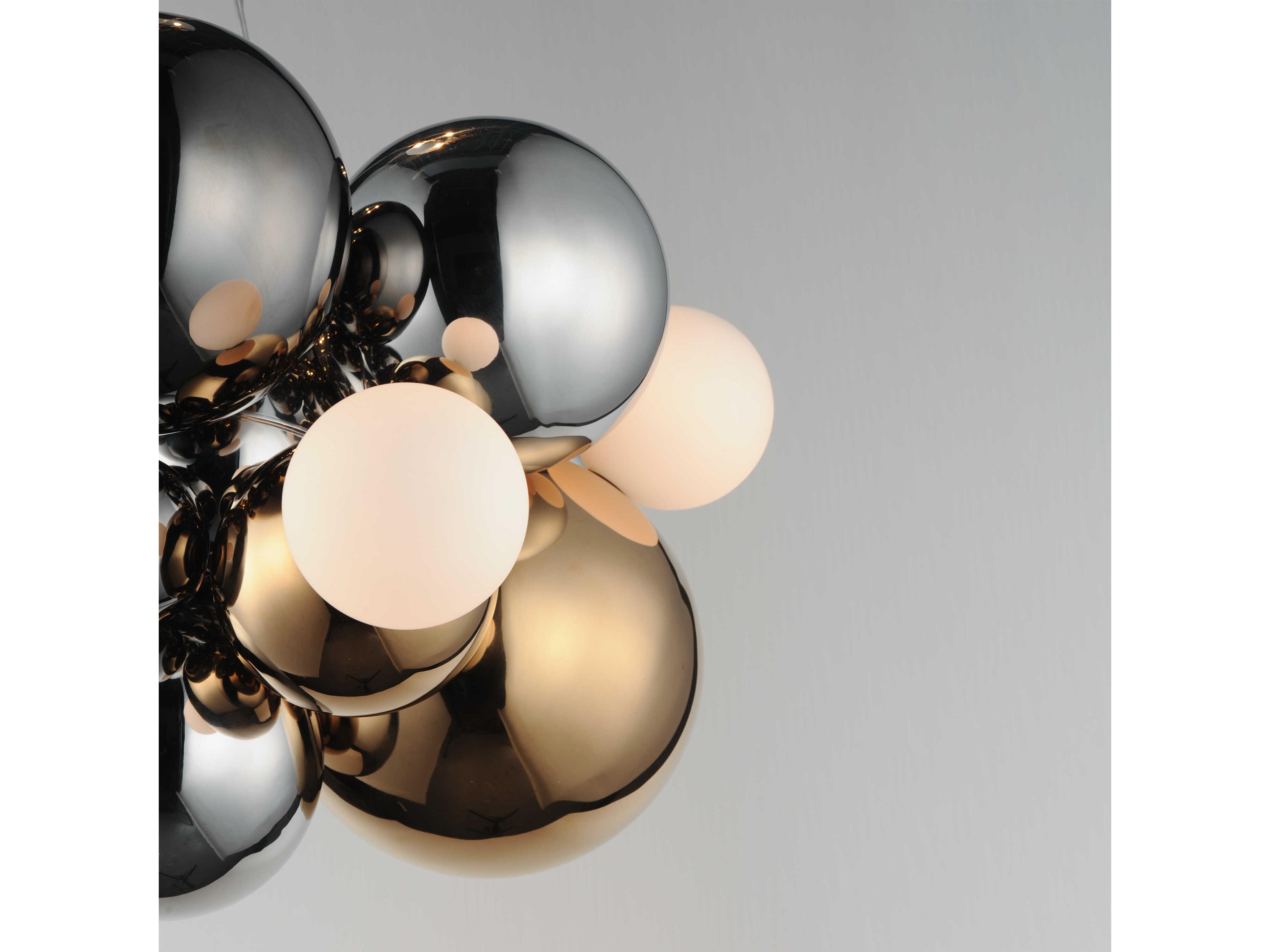 ET2 Stormy 7-Light Black Globe Pendant
