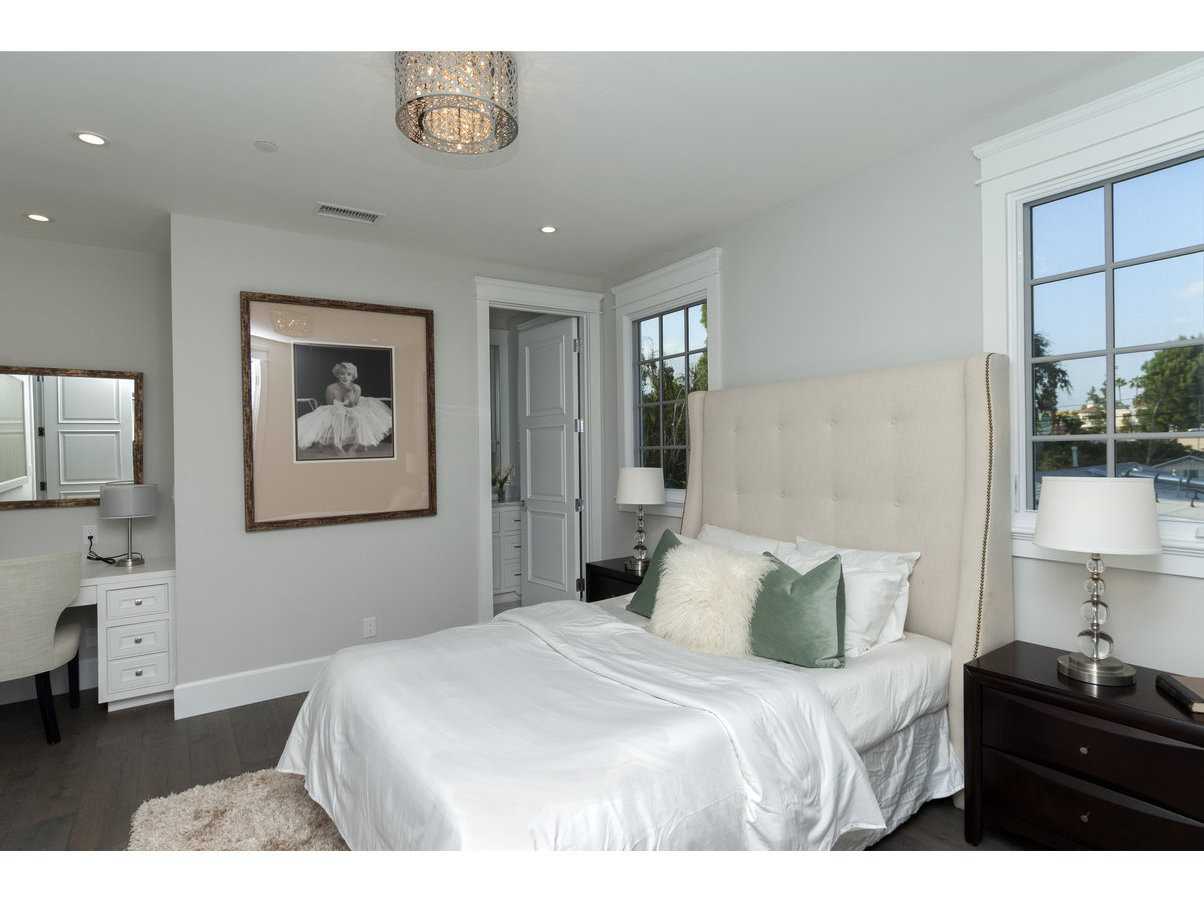 ET2 Inca Polished Chrome Crystal LED Drum Flush Mount