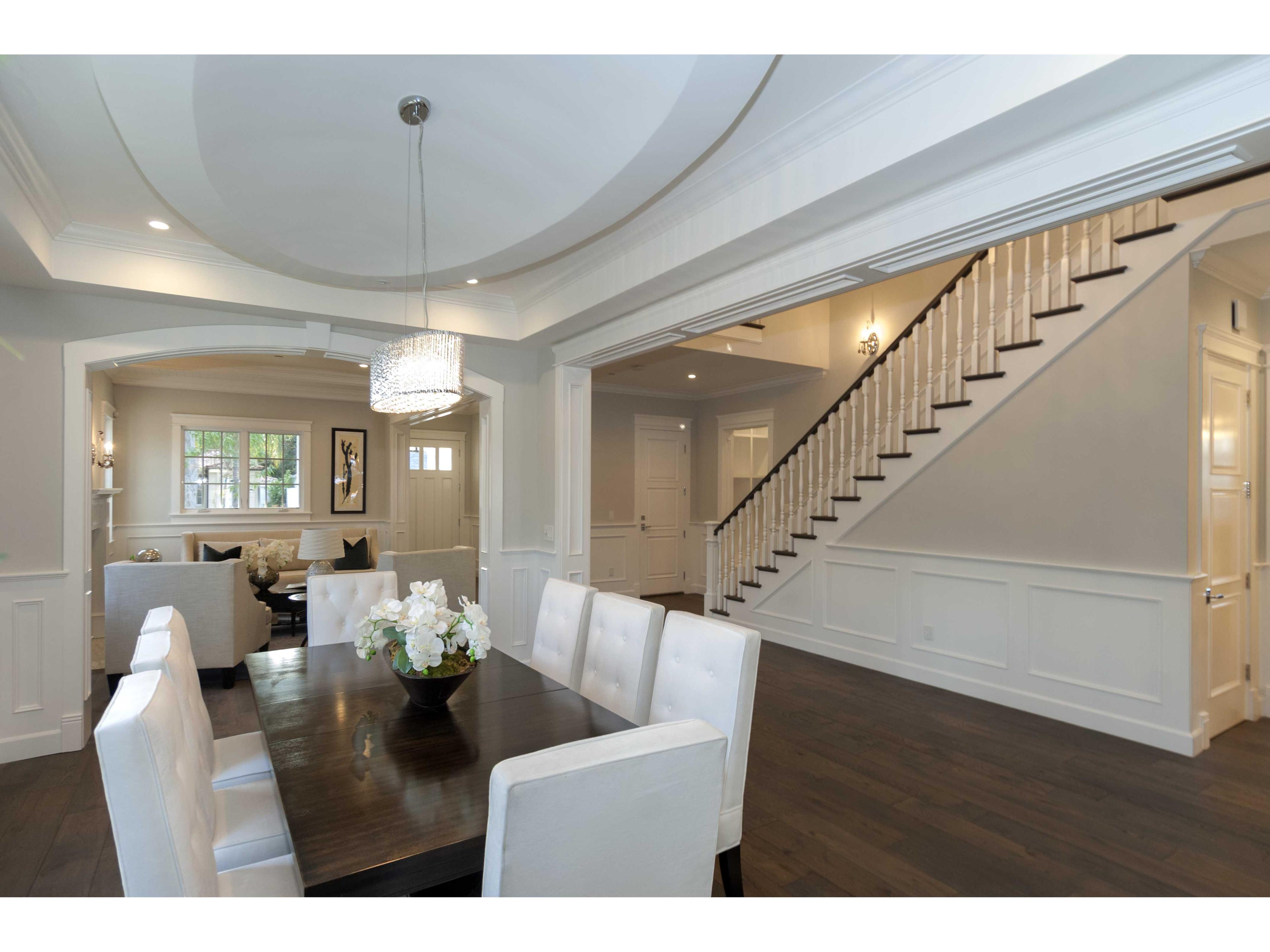 ET2 Spiral 6-Light Polished Chrome Crystal Linear Round Island Pendant