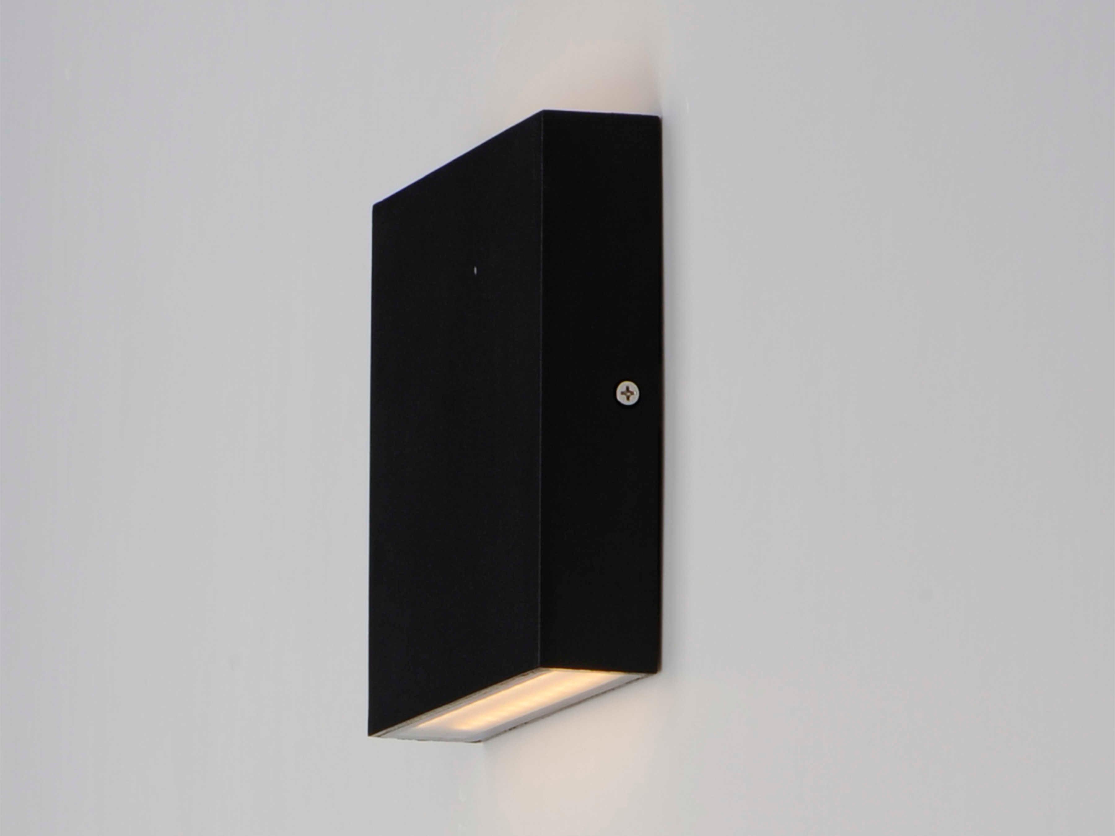 ET2 LED Outdoor Wall Light