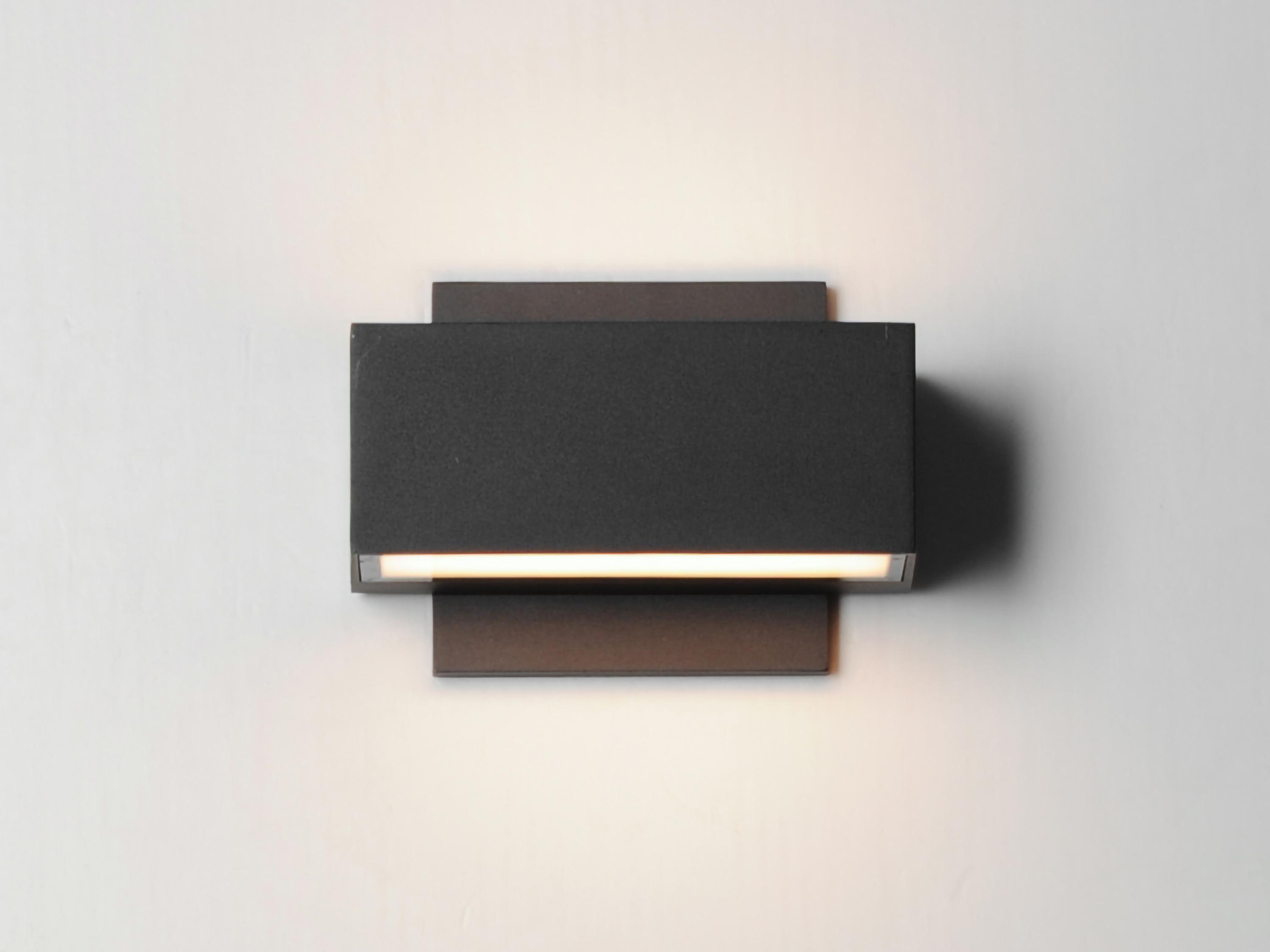 ET2 Blok 2-Light Outdoor Wall Light
