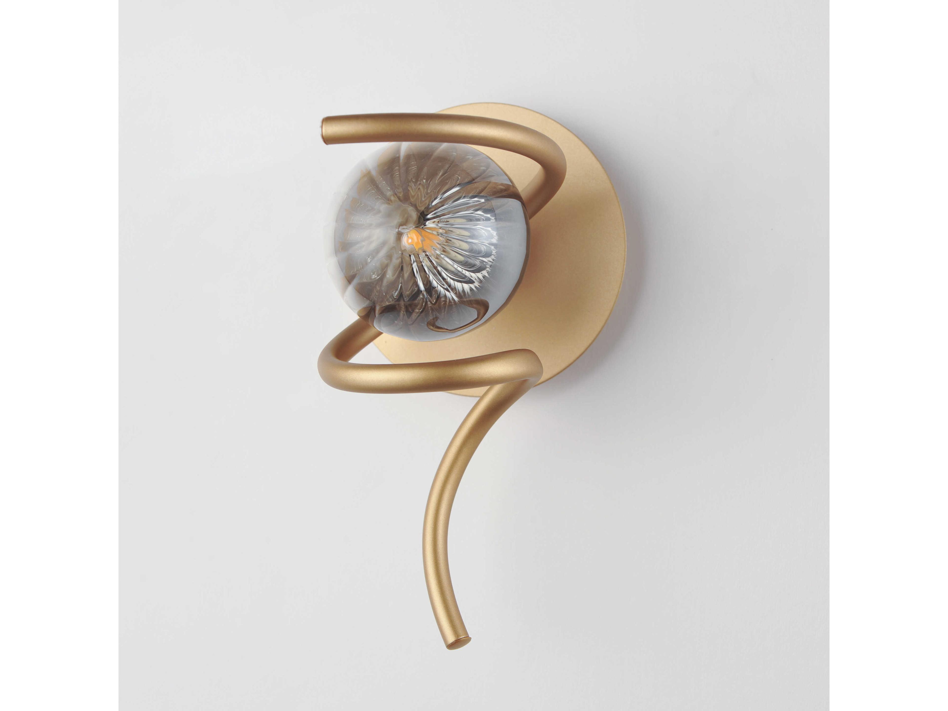 ET2 1-Light Gold Wall Sconce