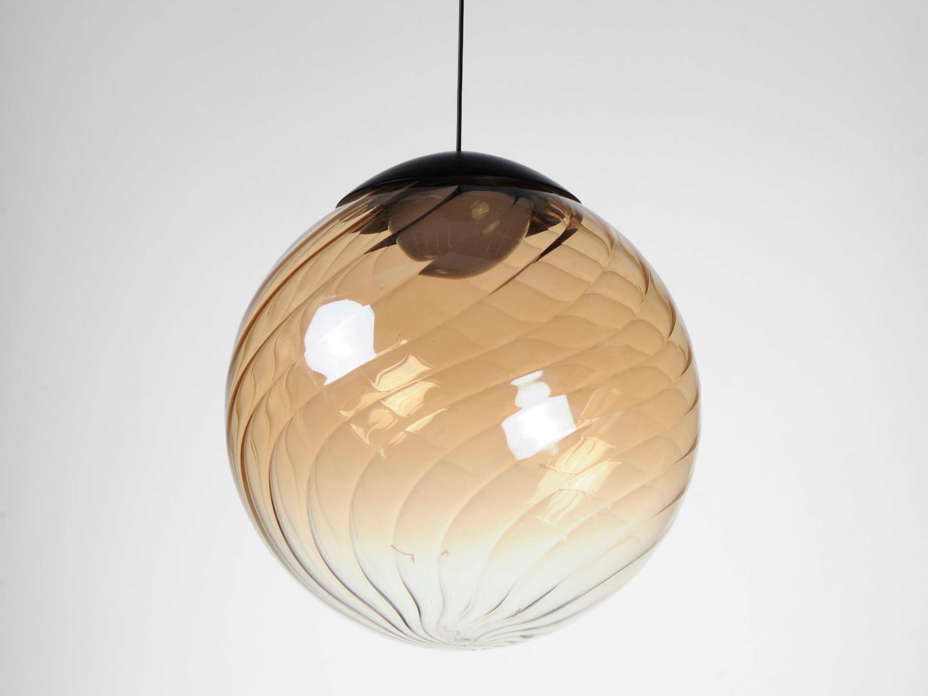 ET2 1-Light Black Gold Globe Mini Pendant