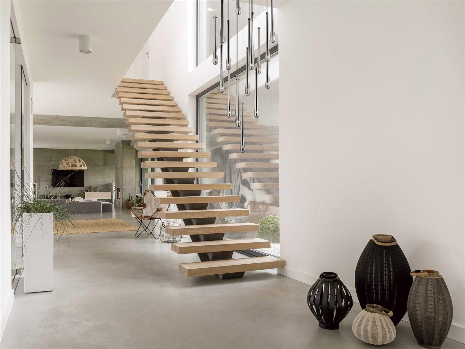 ET2 Stillo 18-Light8-Light Black Glass LED Pendant