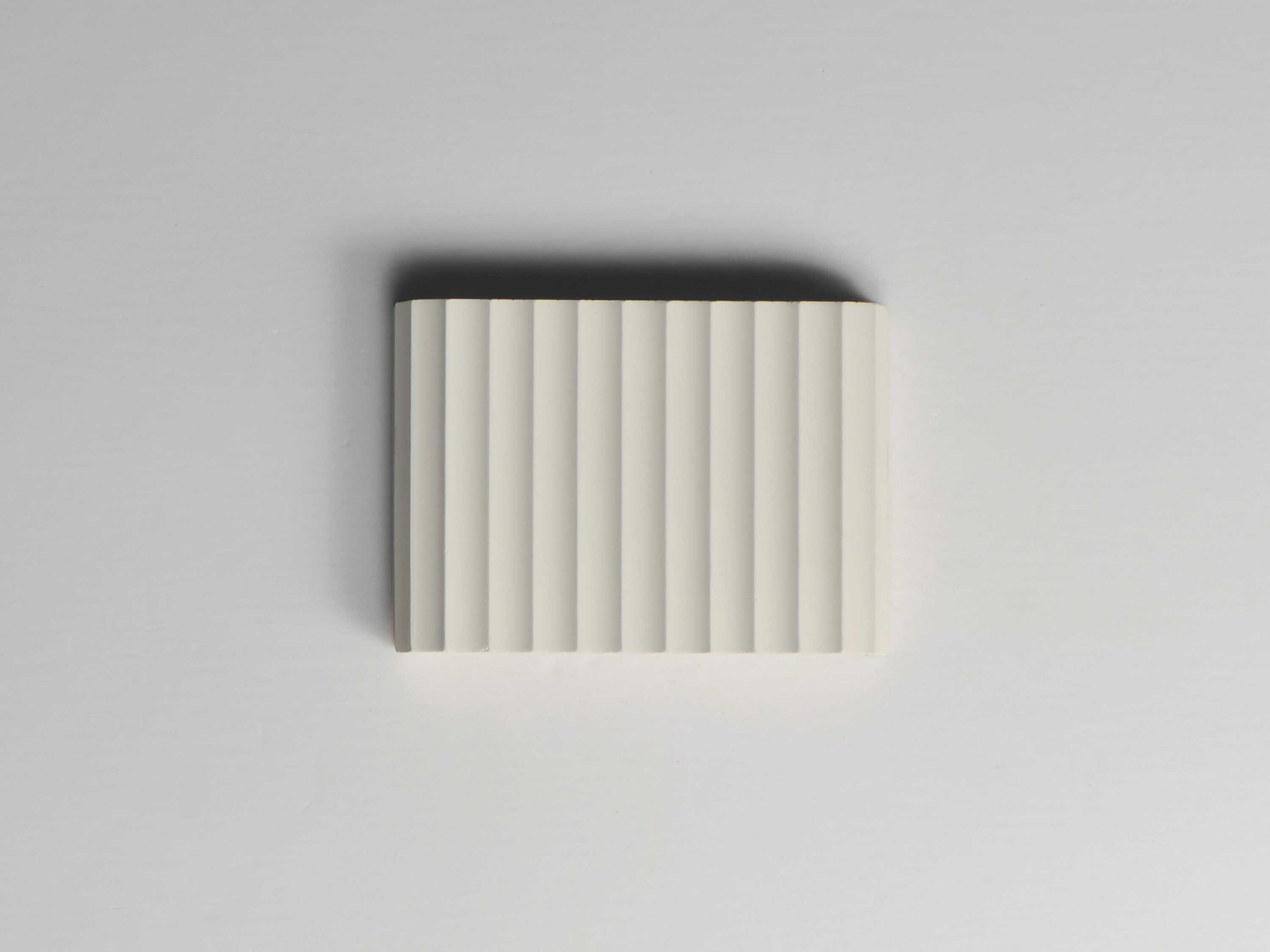 ET2 1-Light Chaulk White Wall Sconce