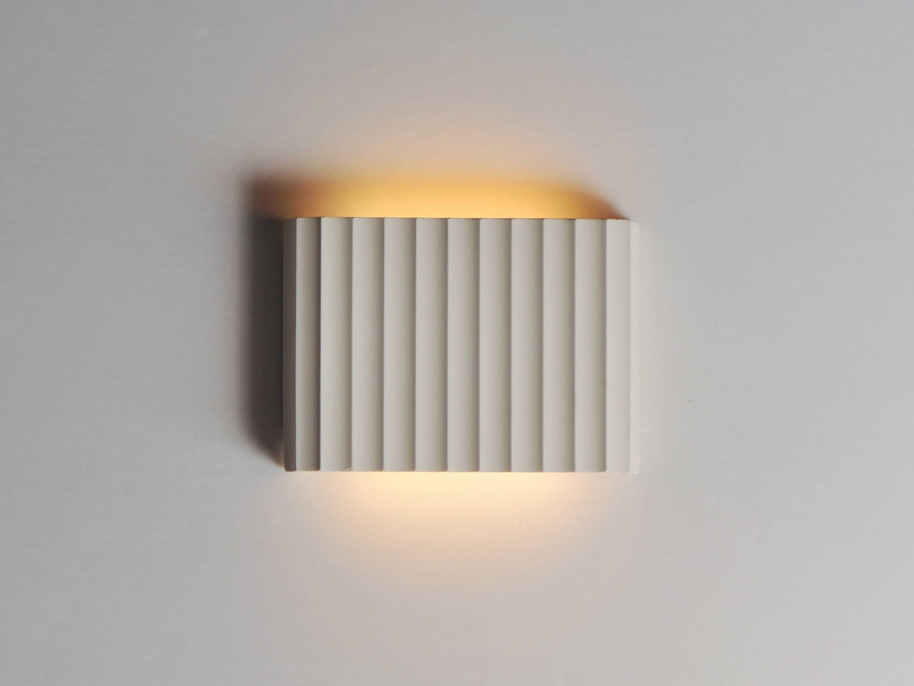ET2 1-Light Chaulk White Wall Sconce