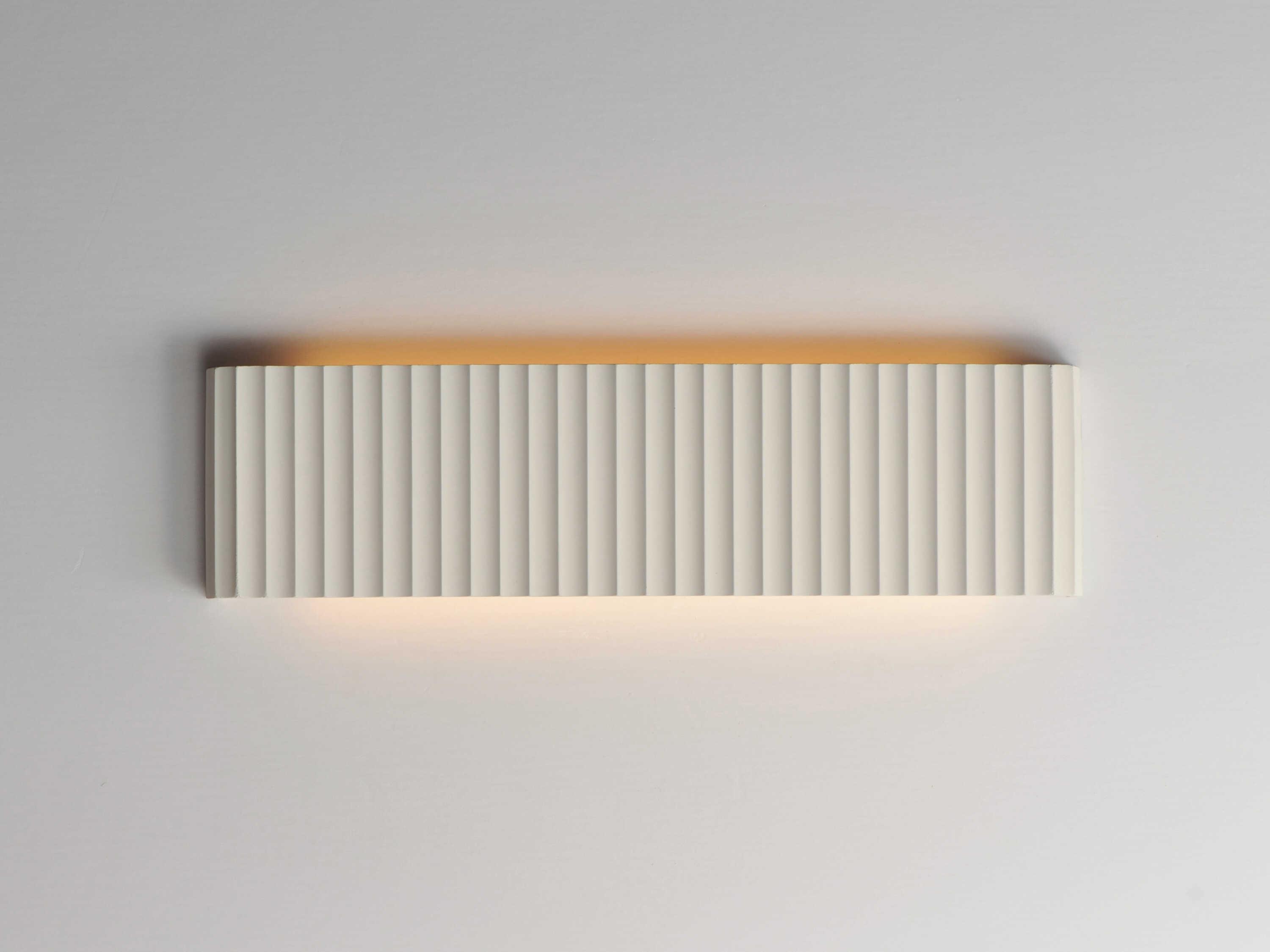 ET2 Delphi 1-Light Chaulk White Vanity Light